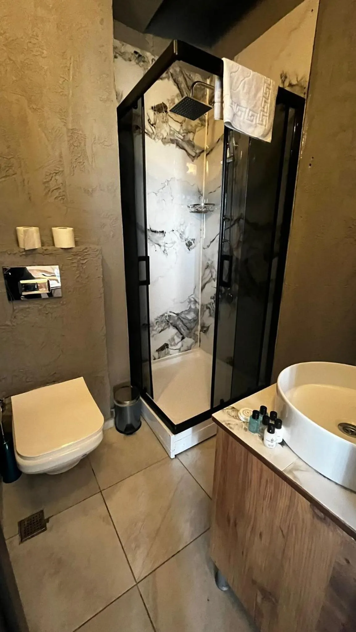 Bathroom in TAXIM 34 Hotel İstanbul