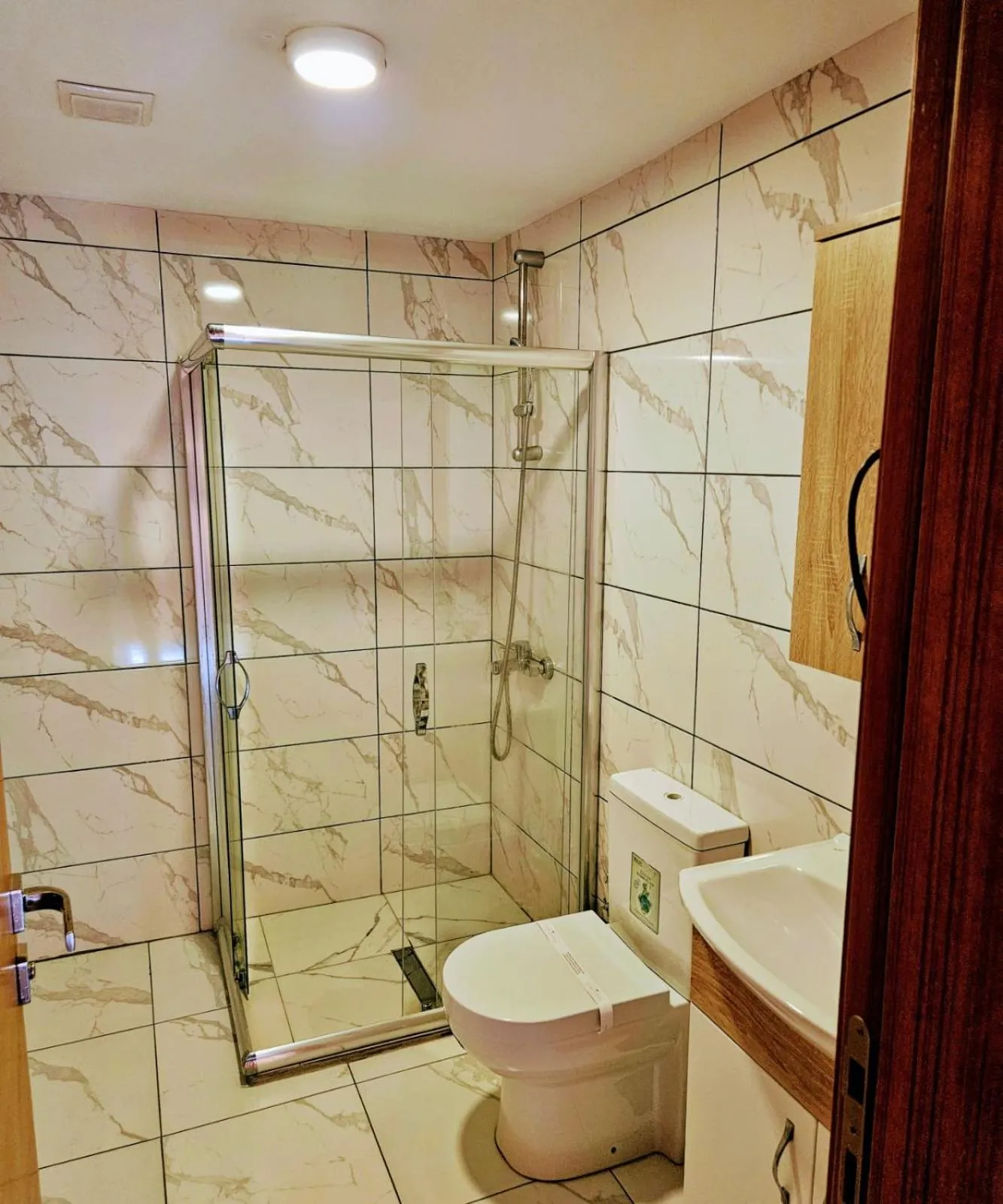 Bathroom in TAXIM 34 Hotel İstanbul