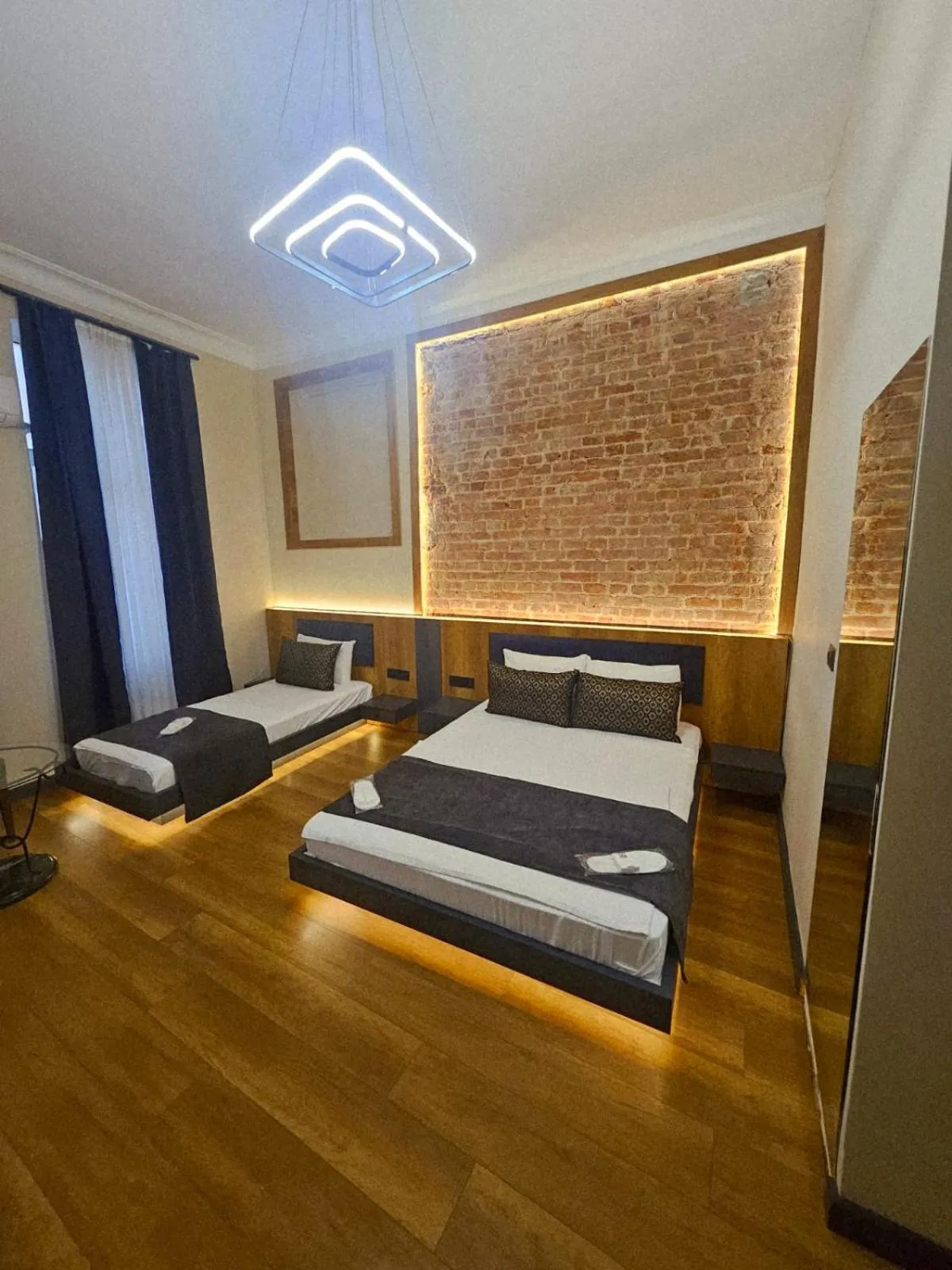 Bed in TAXIM 34 Hotel İstanbul
