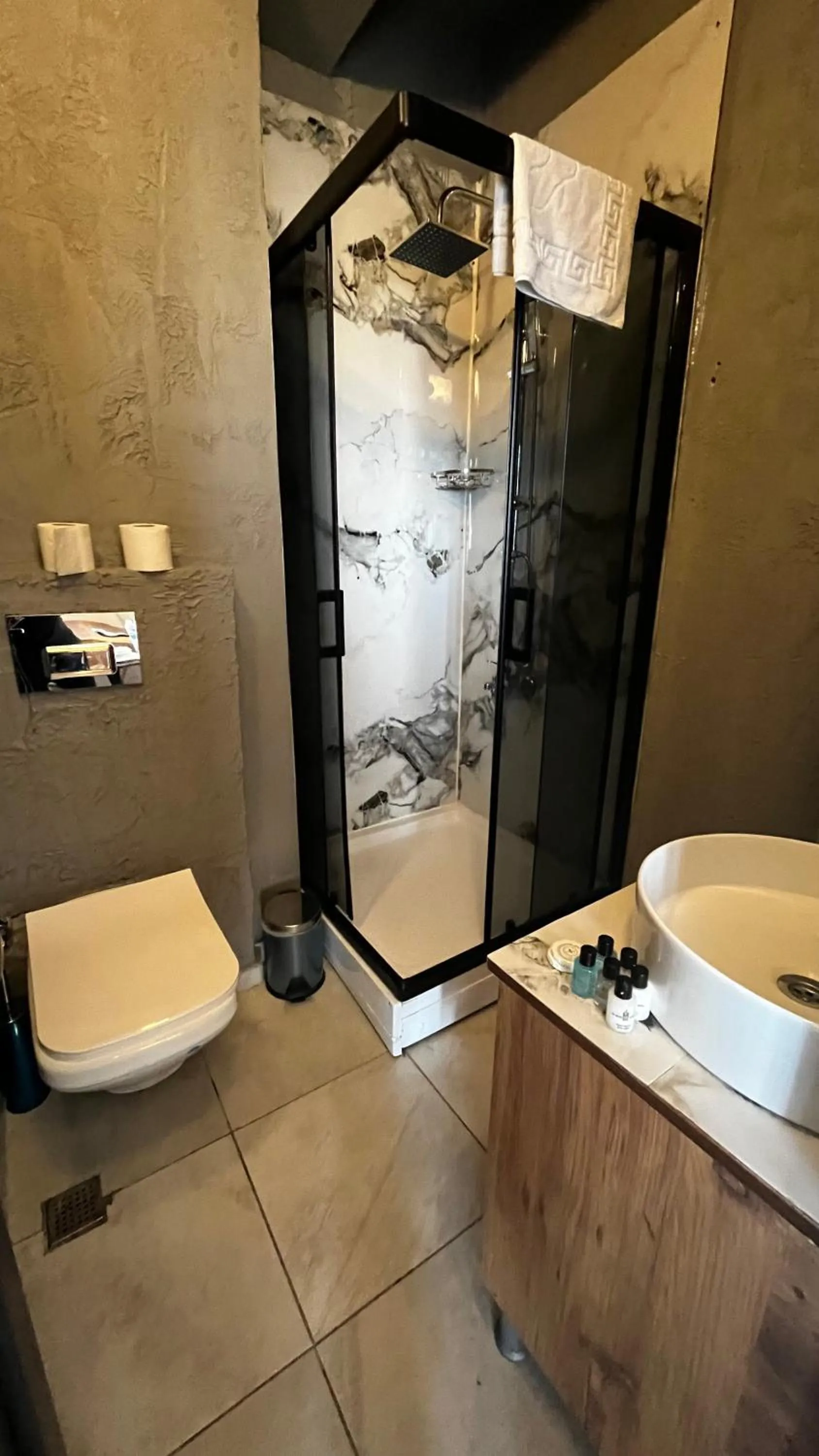 Bathroom in TAXIM 34 Hotel İstanbul