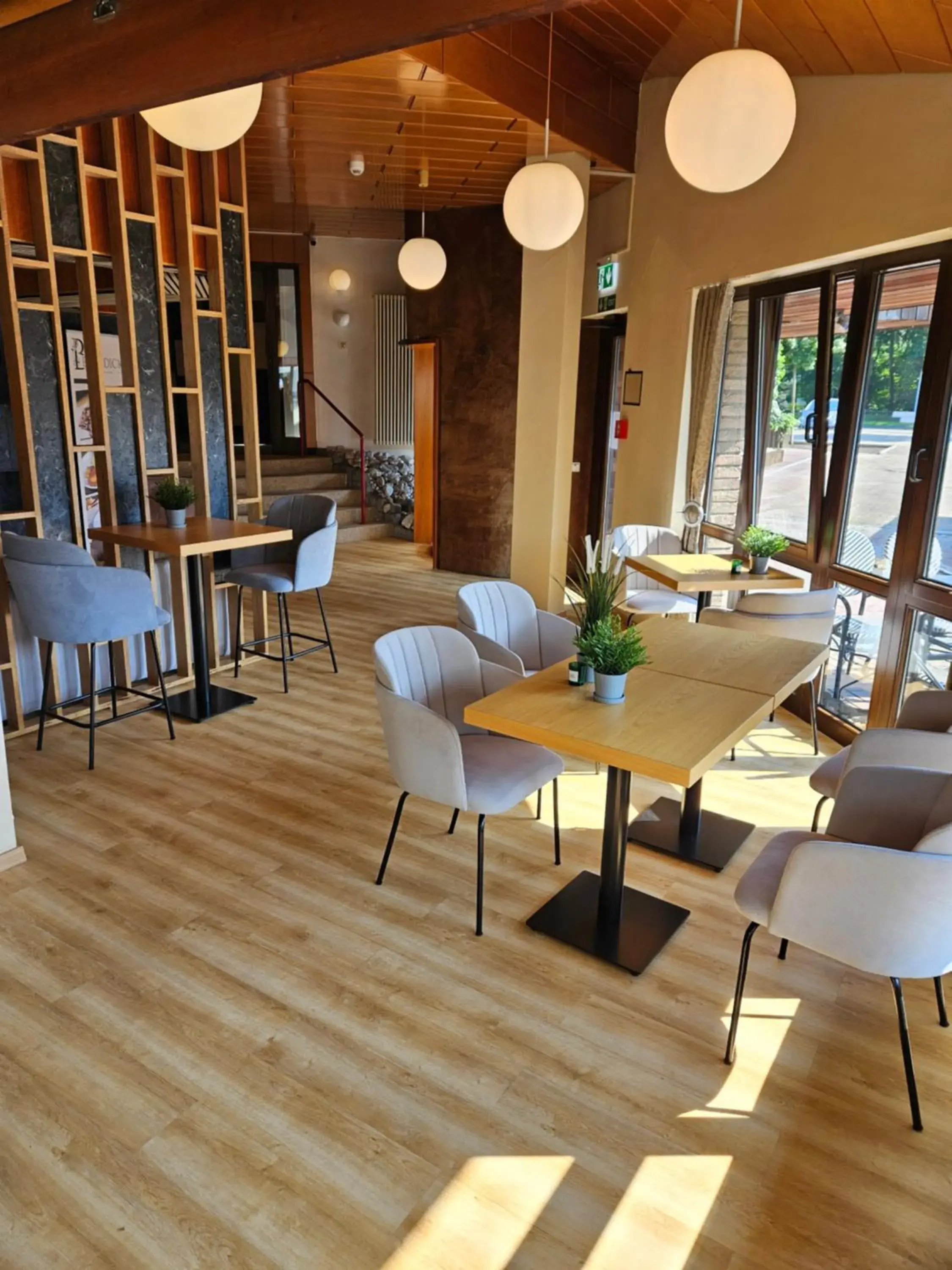 Lounge or bar in PLAZA INN Recklinghausen Lounge or bar in PLAZA INN Recklinghausen