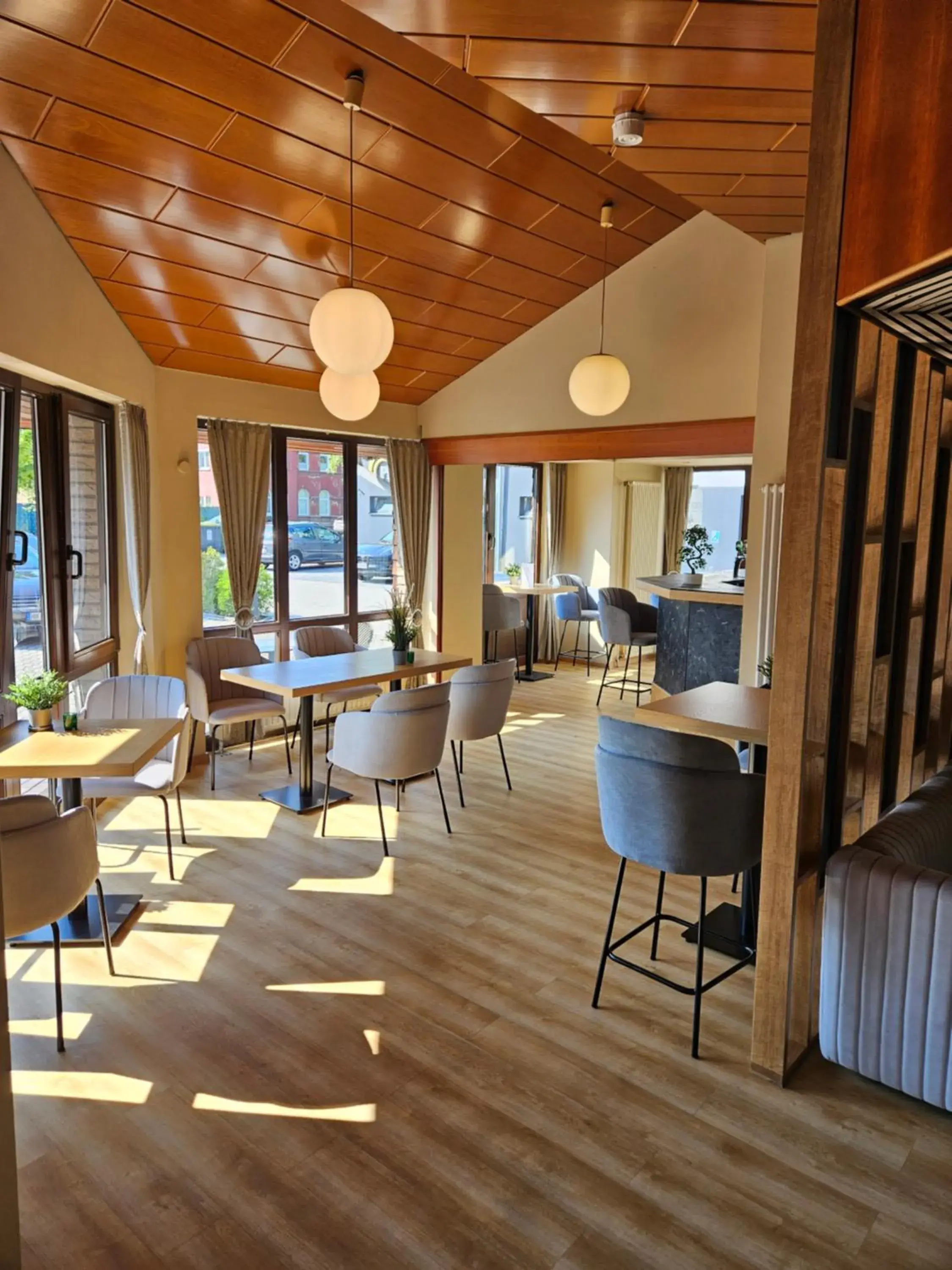 Lounge or bar in PLAZA INN Recklinghausen Lounge or bar in PLAZA INN Recklinghausen