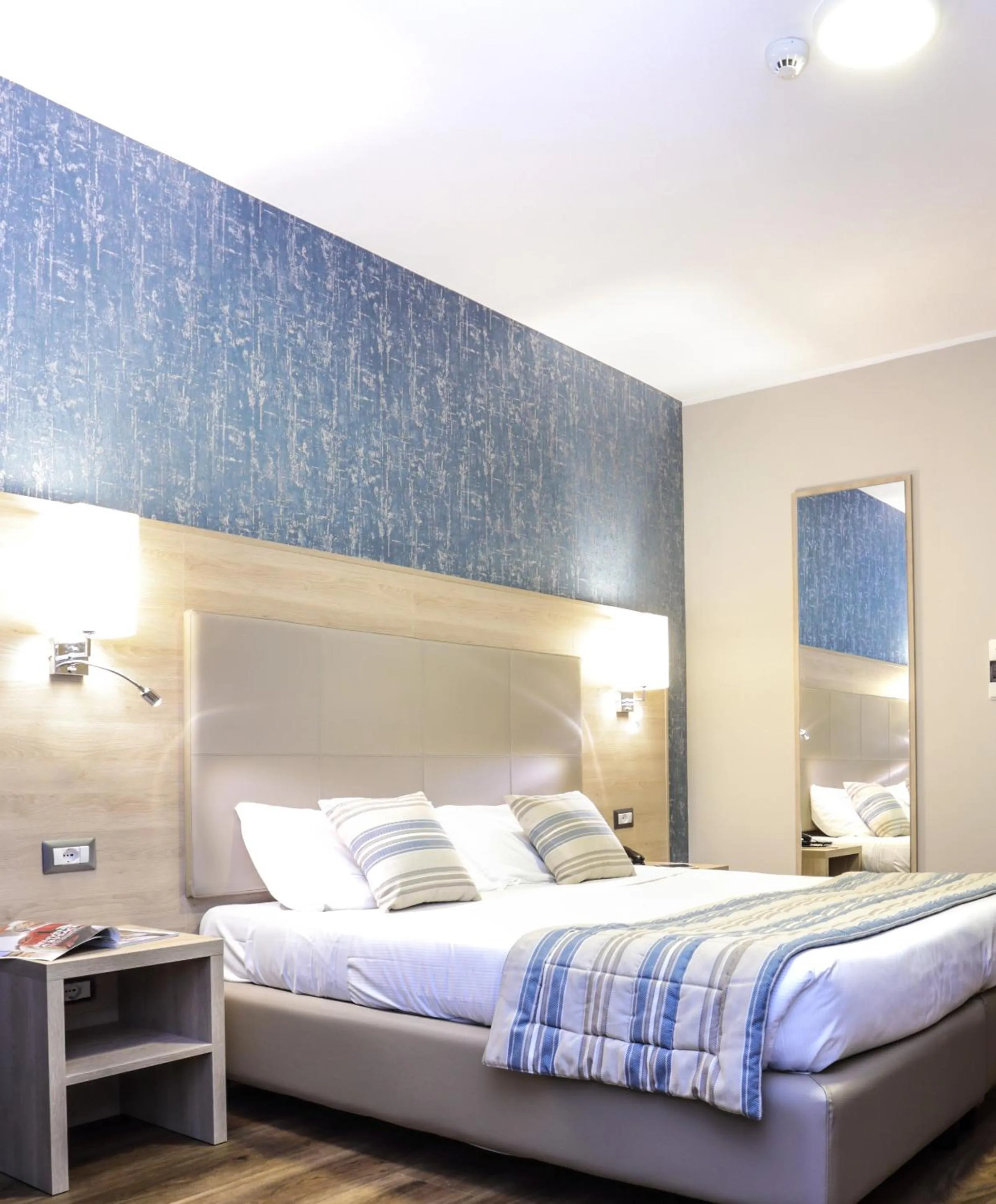 Photo of the whole room, Bed in Alma di Alghero Hotel