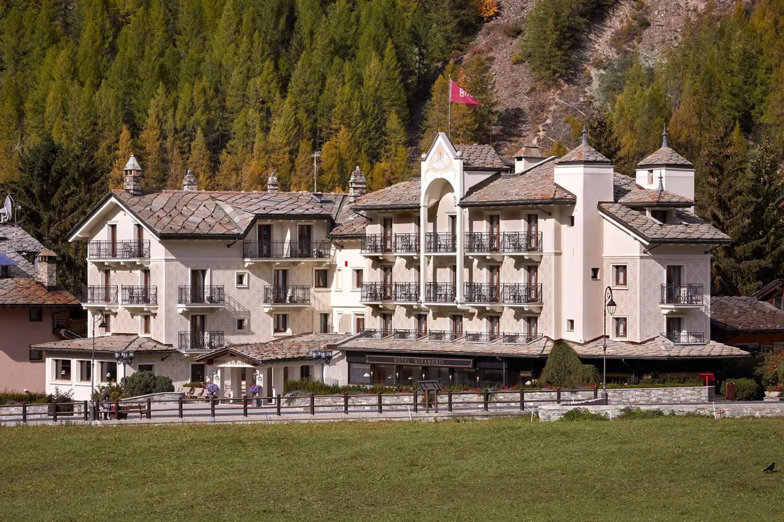 Property building in Hotel Miramonti