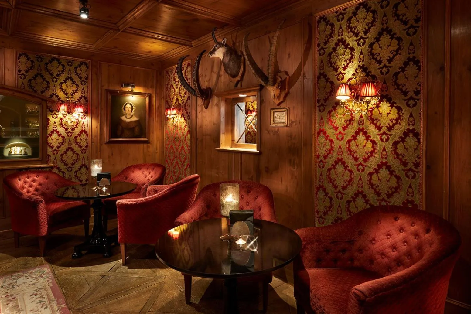 Lounge or bar in Hotel Miramonti