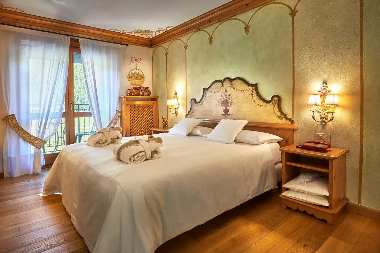 Classic Double Room with Balcony in Hotel Miramonti Classic Double Room with Balcony in Hotel Miramonti