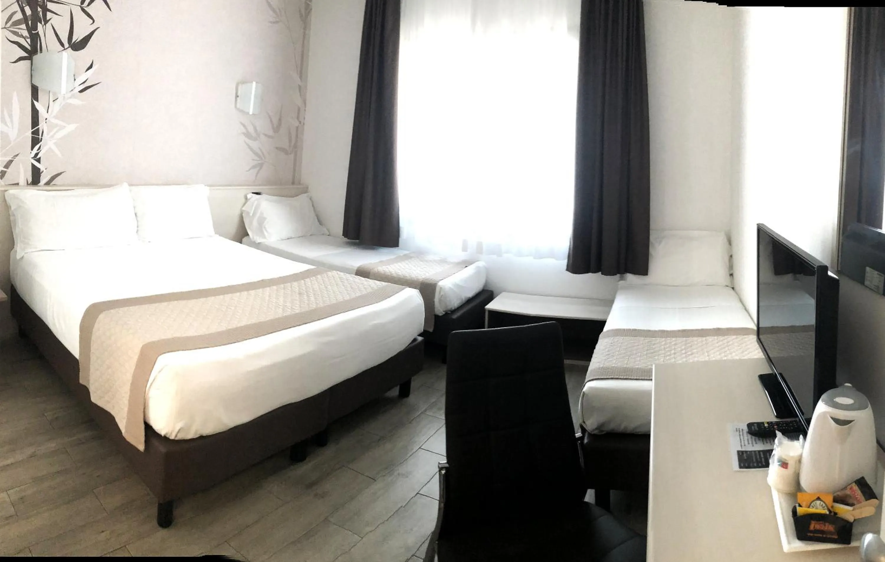 View (from property/room), Bed in Hotel Nuova Mestre