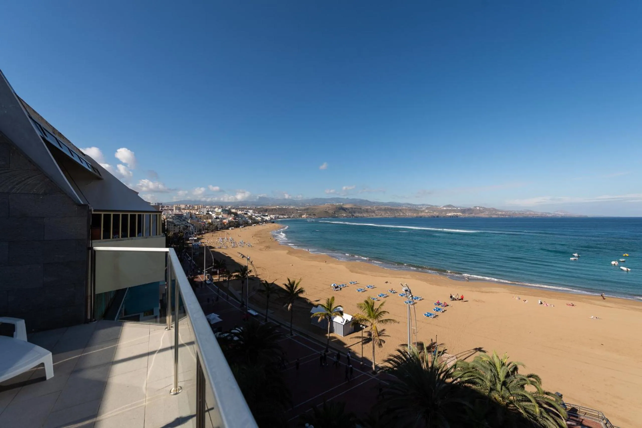 Incredible terrace ocean views By CanariasGetaway