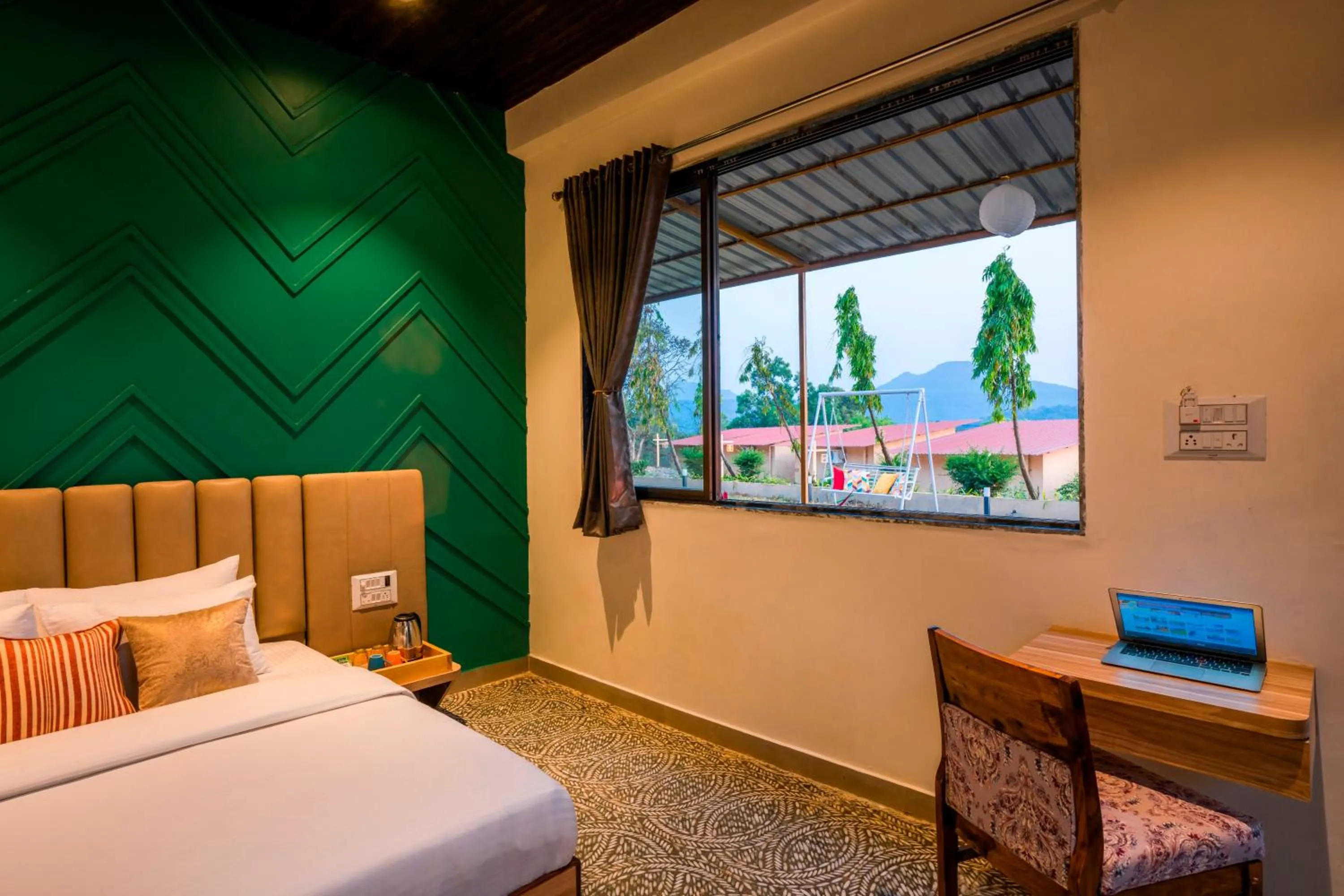 Bed in Zostel Plus Lonavala