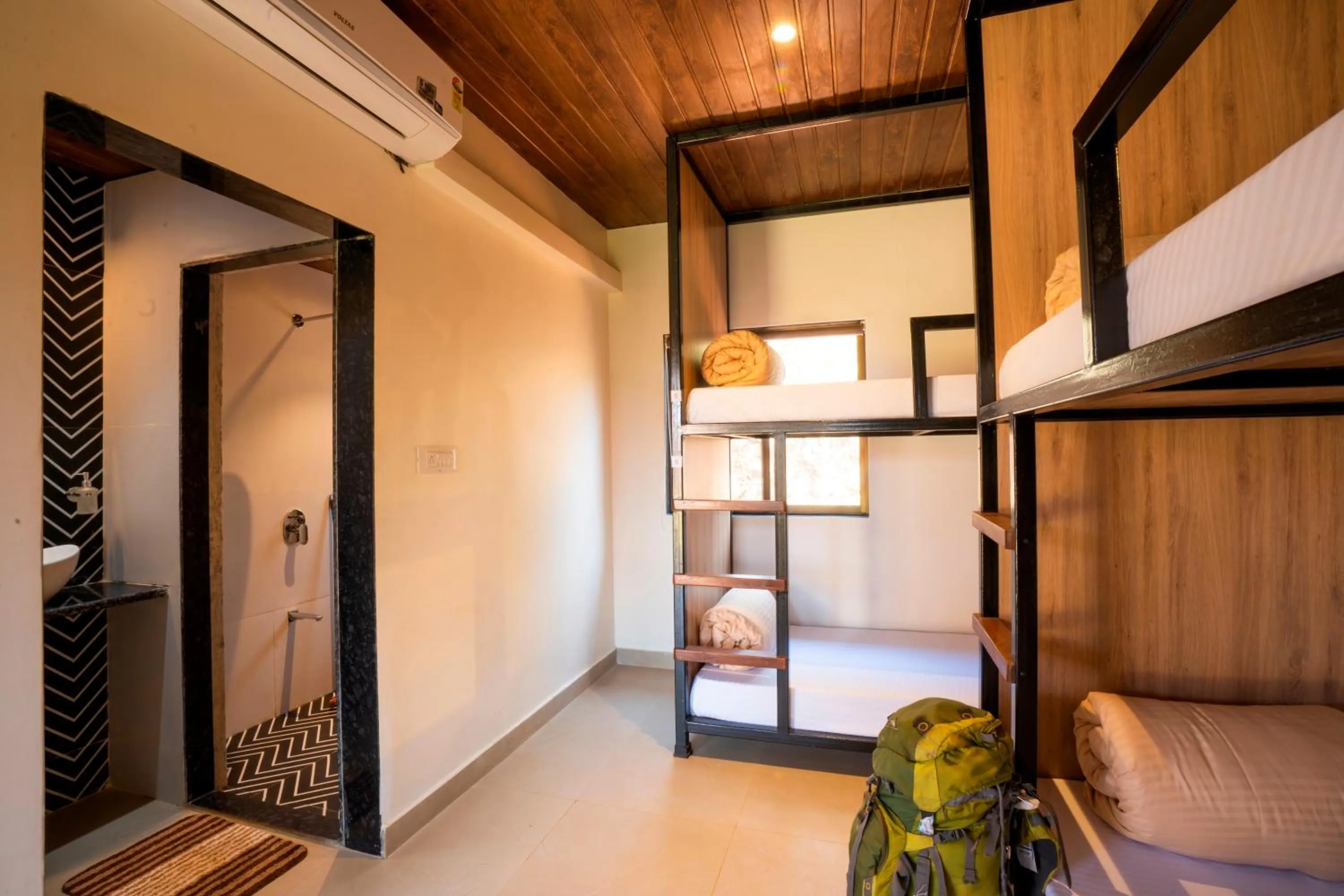 bunk bed, Bed in Zostel Plus Lonavala