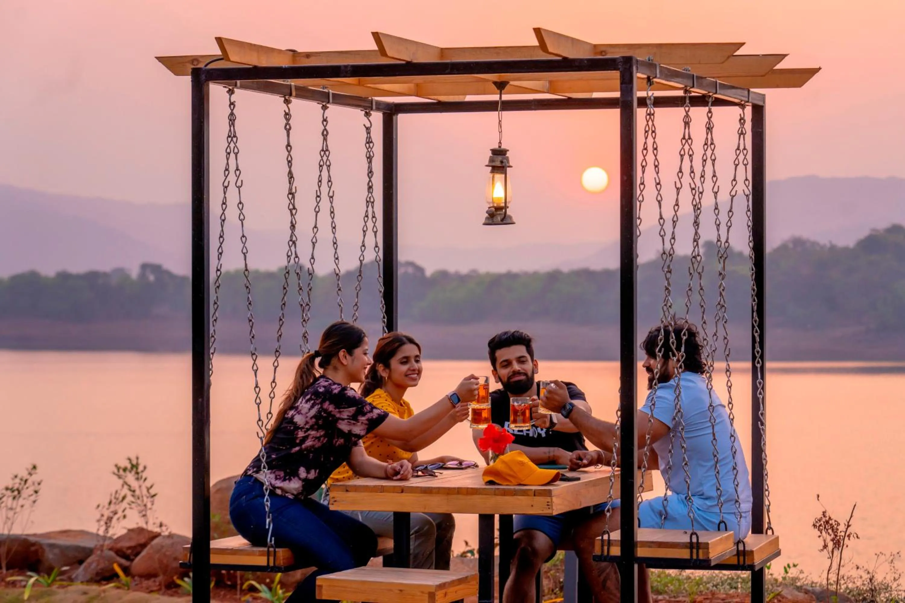 Restaurant/places to eat in Zostel Plus Lonavala