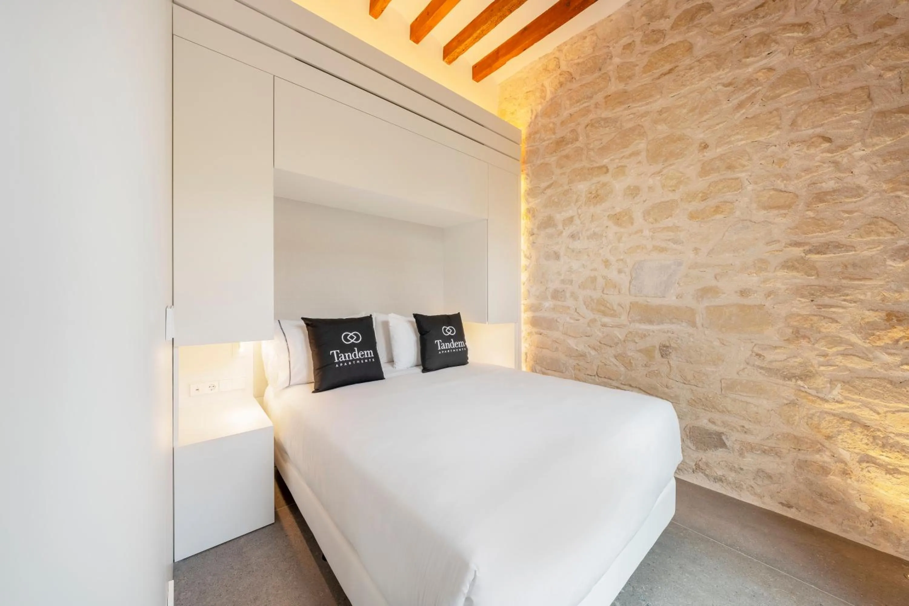 Bed in Tandem Pórtico Alicante Suites