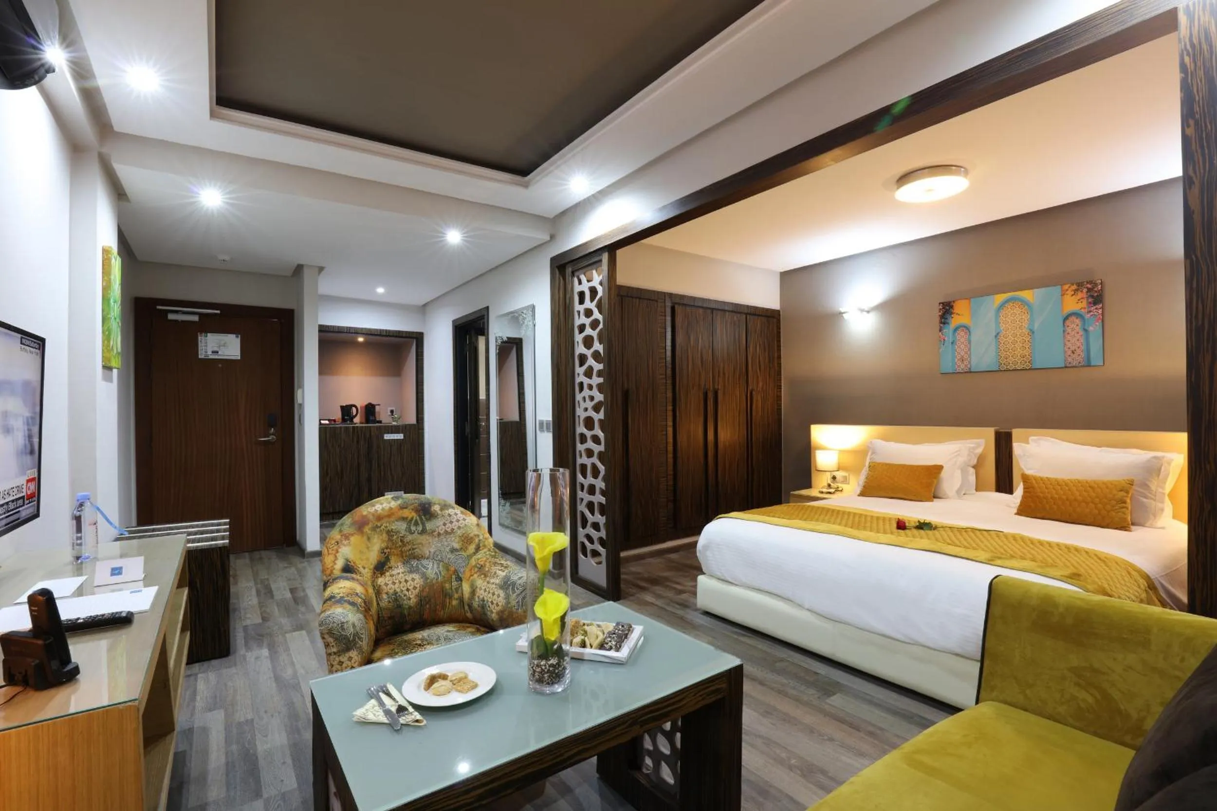 Photo of the whole room, Bed in Silver Suites Hotel & Spa Casablanca