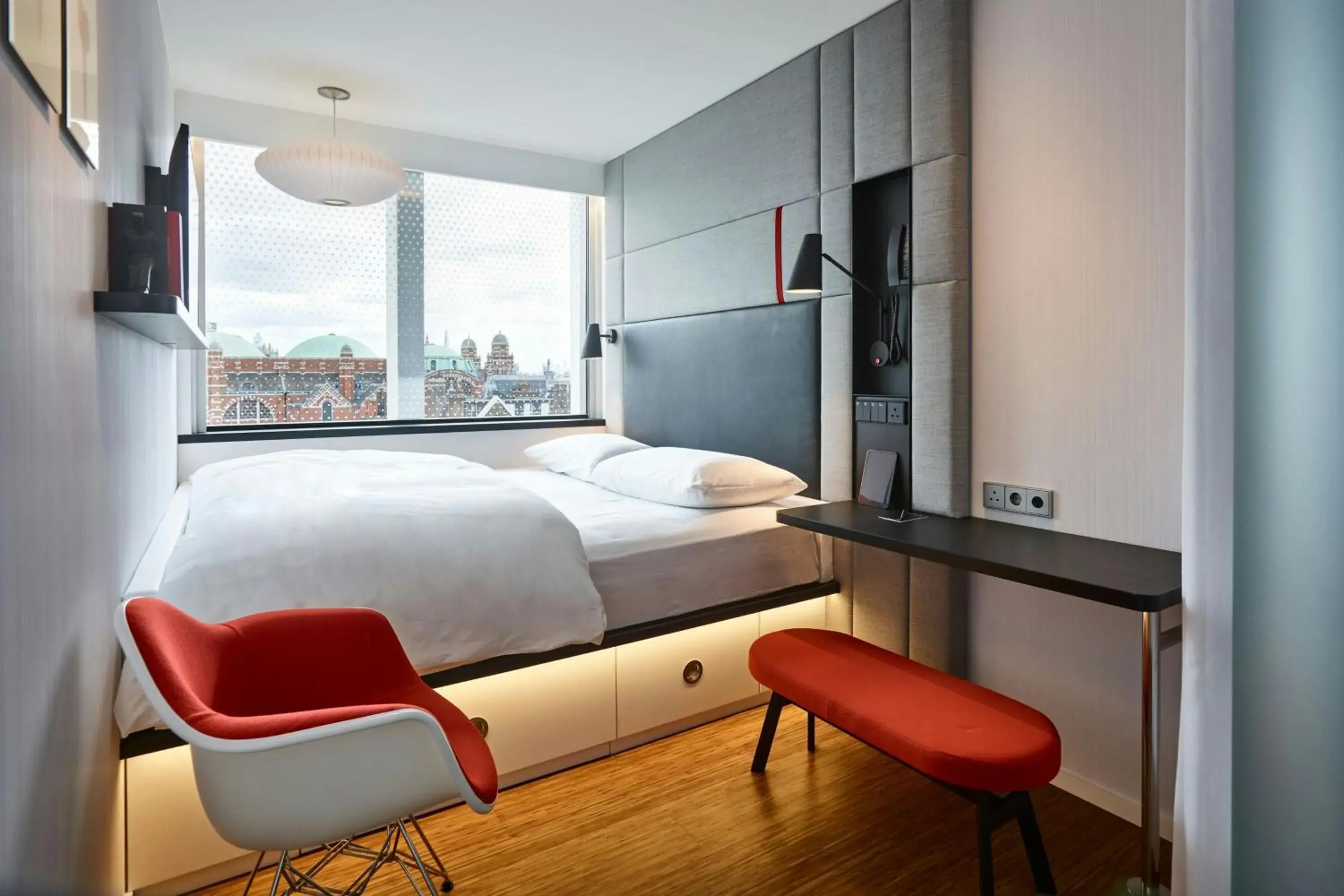 Bedroom, Bed in citizenM London Victoria Station Bedroom, Bed in citizenM London Victoria Station