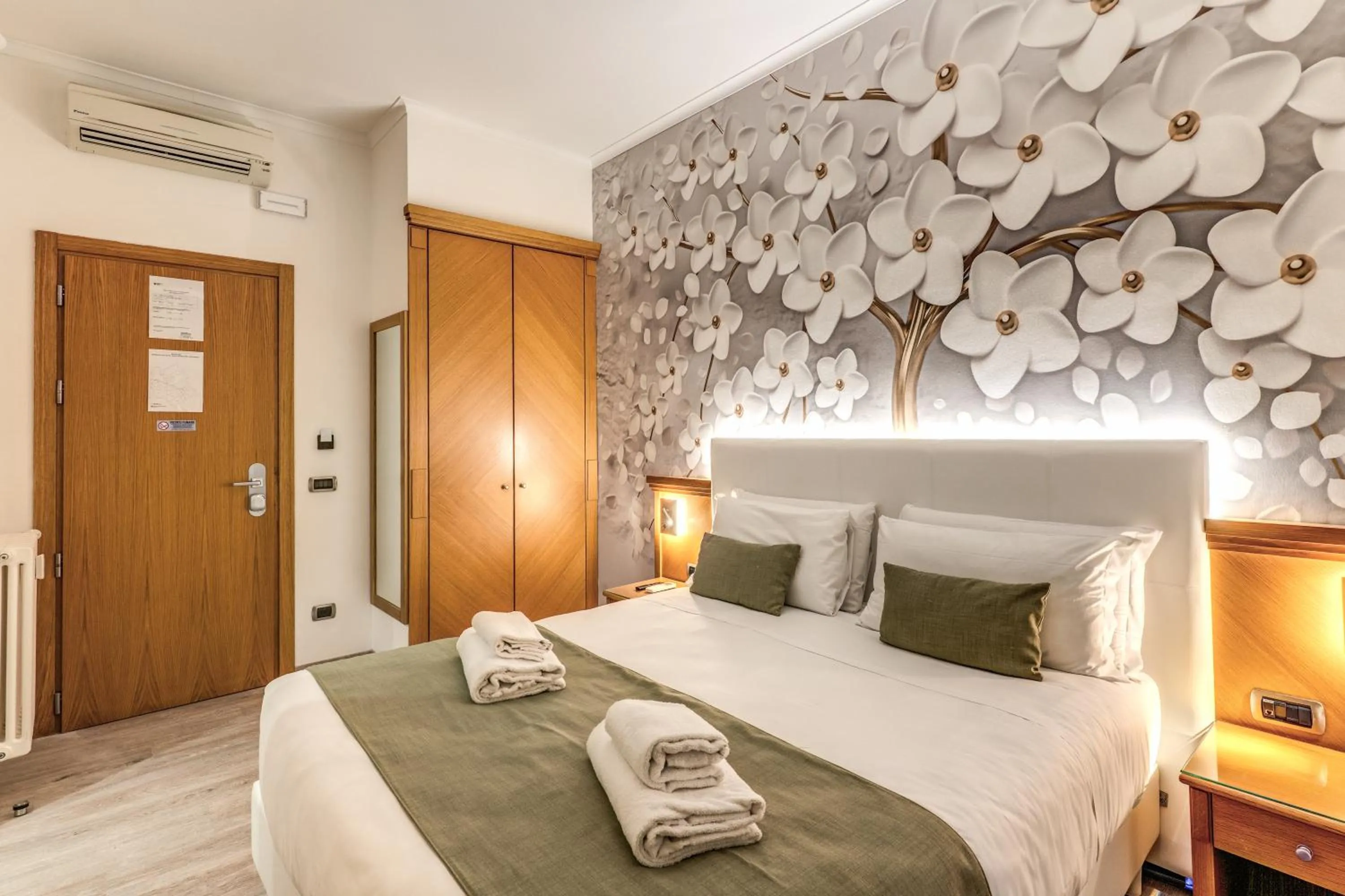 Bed in Roma dei Papi B&B