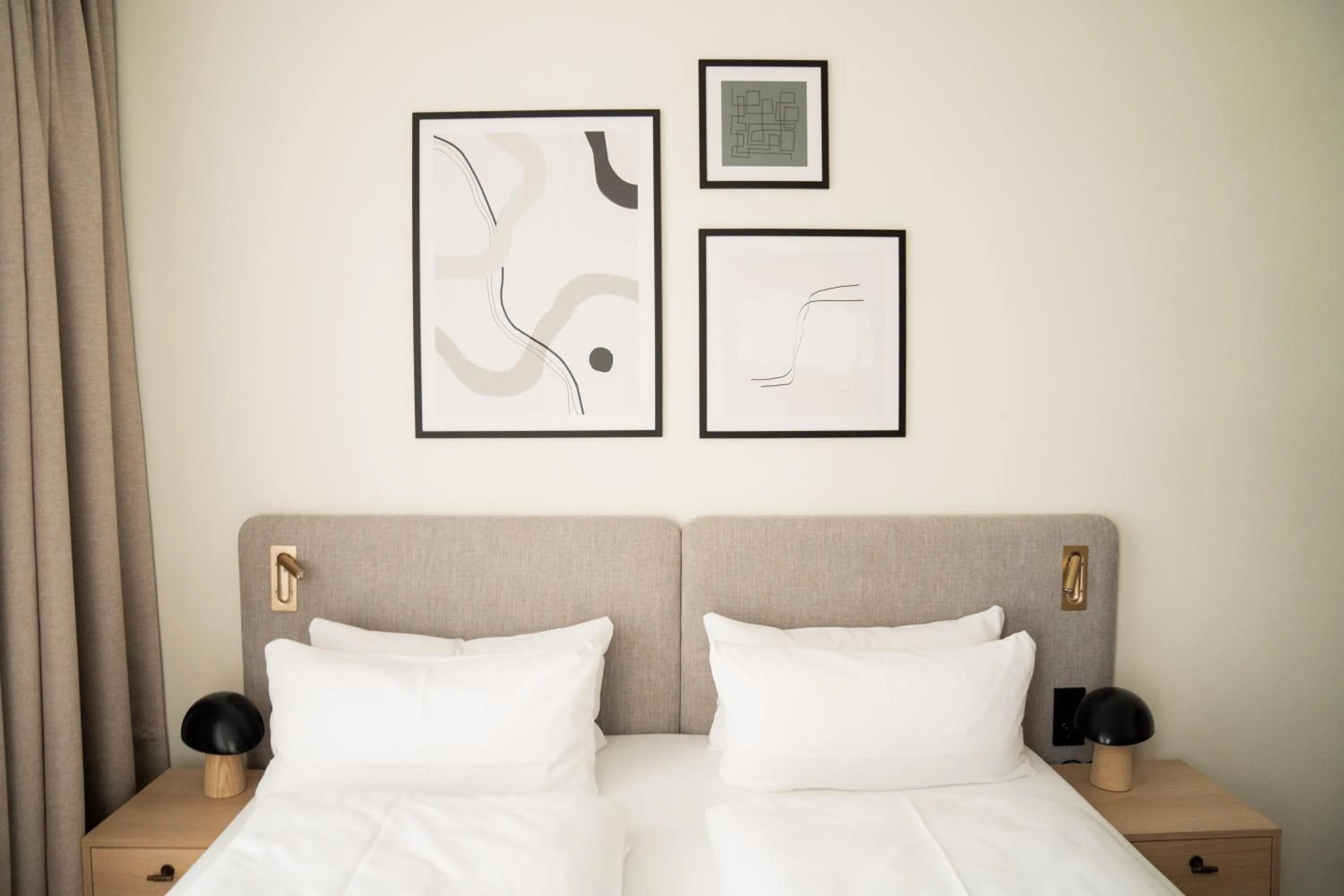 Bedroom, Bed in Bob W Lübeck Old Town