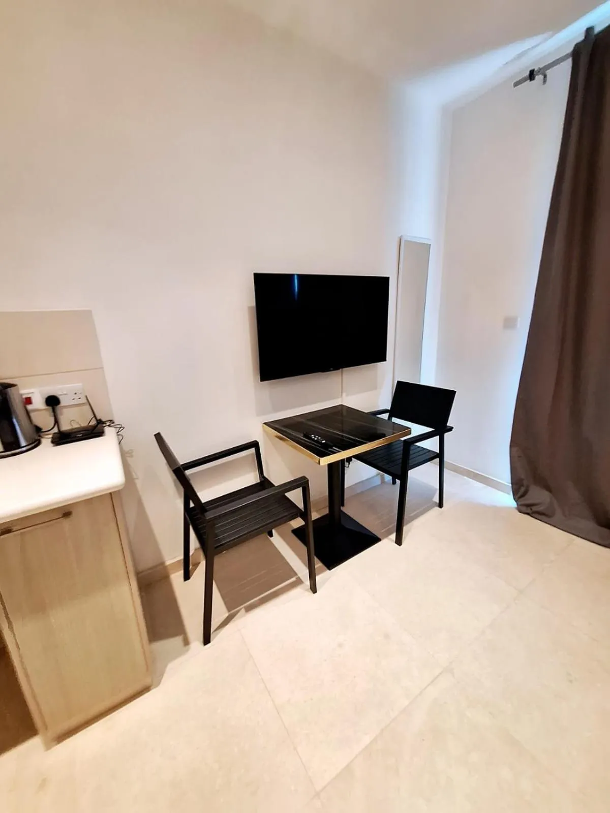 TV and multimedia, Bed in Aphrodite Plaza