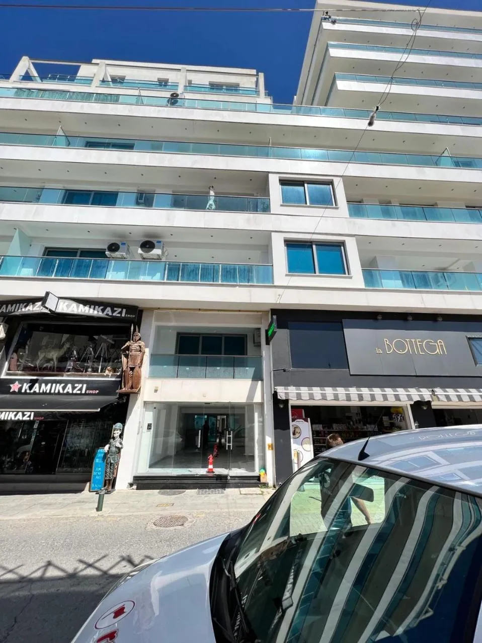 Property building in Aphrodite Plaza