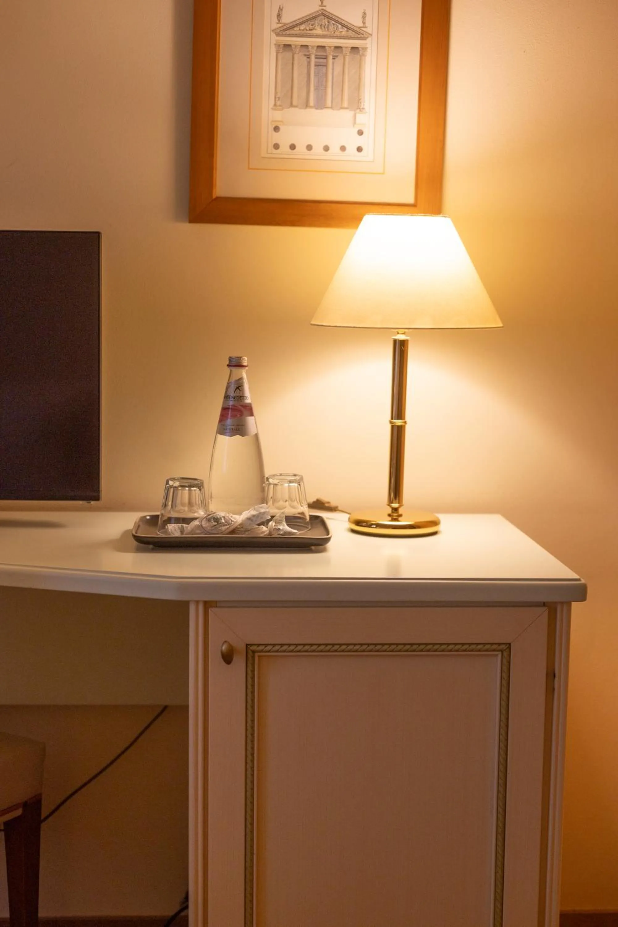 TV and multimedia in LVG Hotel Collection - Pallanza