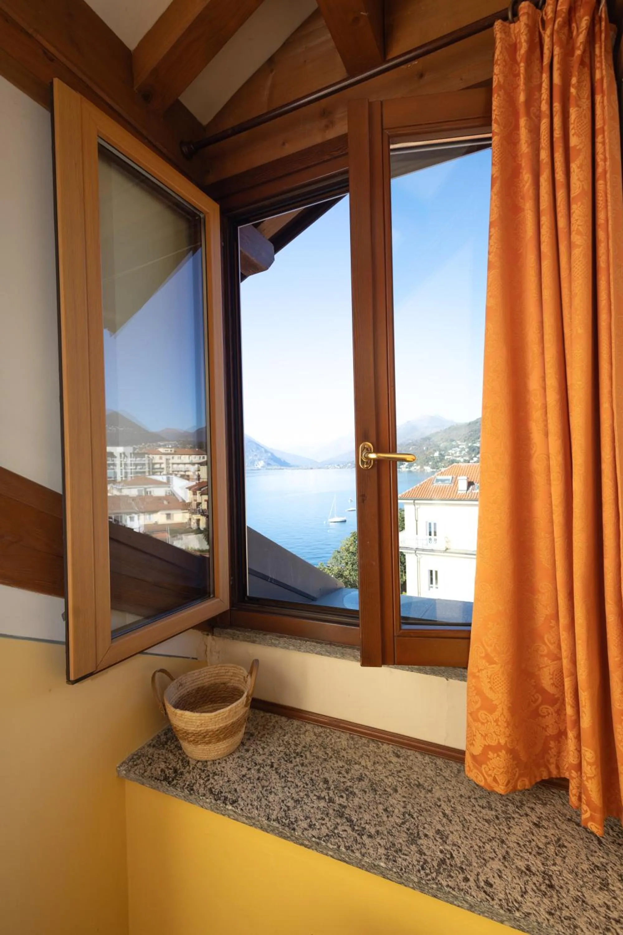 Day in LVG Hotel Collection - Pallanza