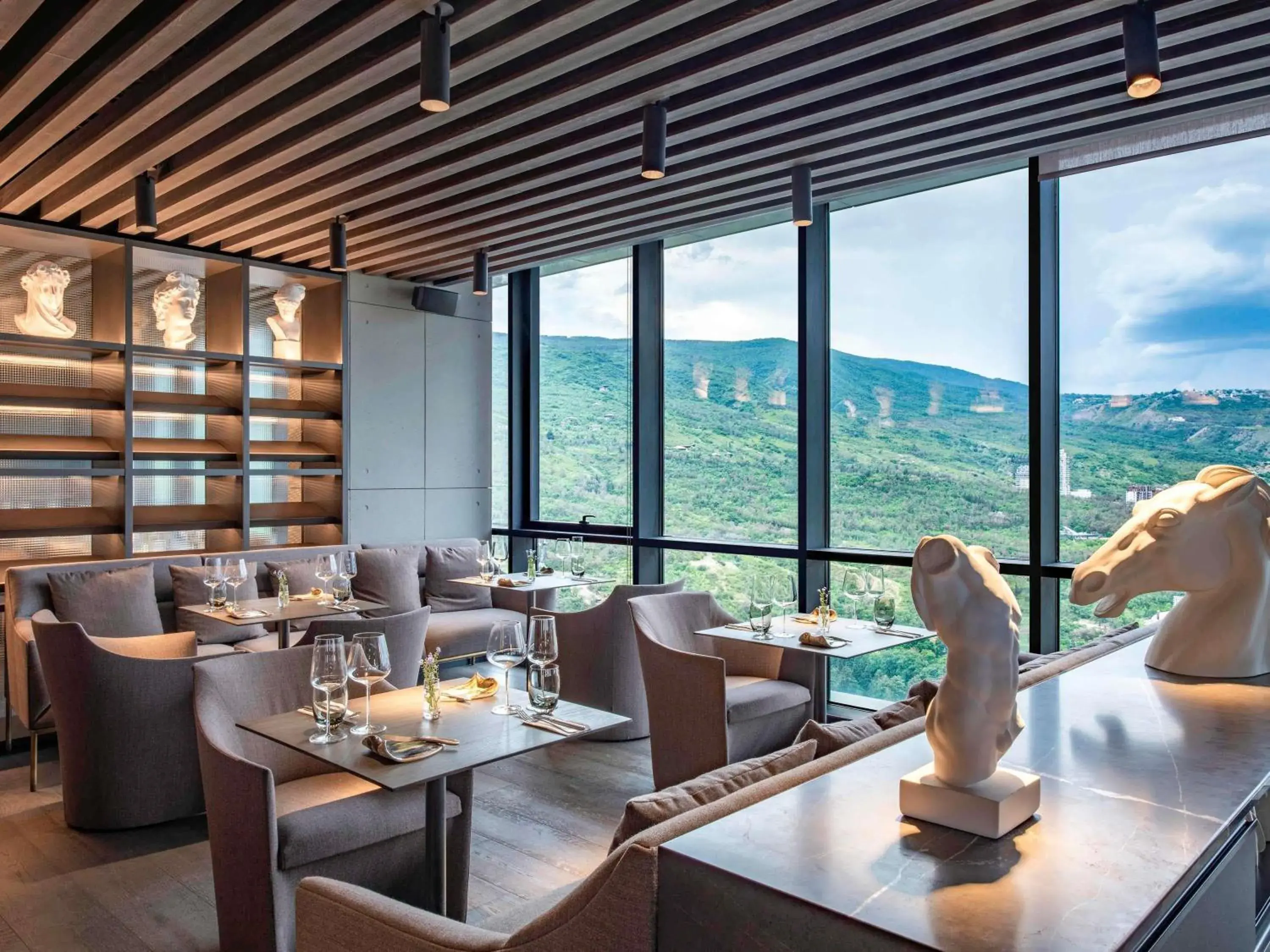 Property building in Pullman Tbilisi Axis Towers Property building in Pullman Tbilisi Axis Towers