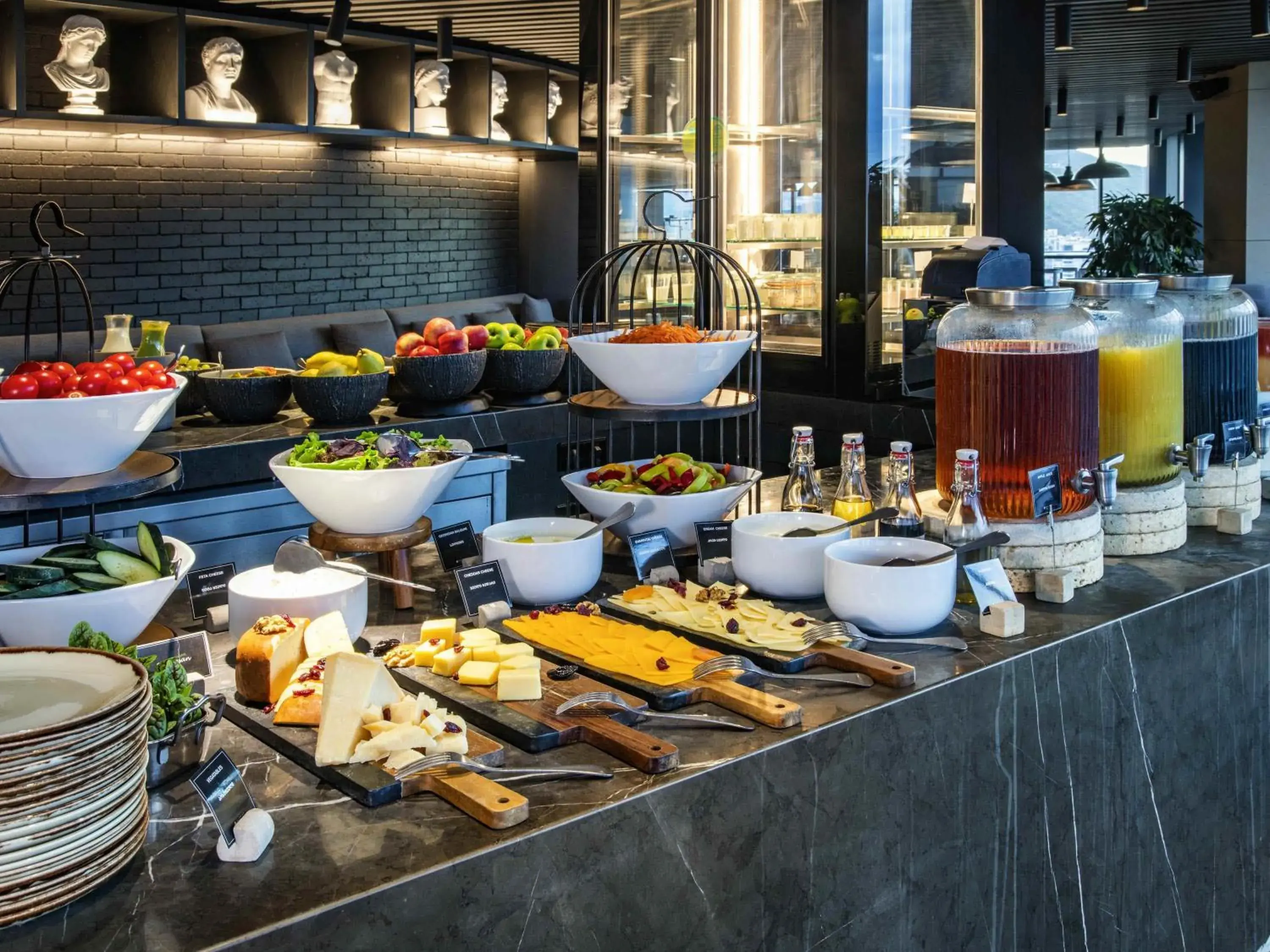 Restaurant/places to eat in Pullman Tbilisi Axis Towers Restaurant/places to eat in Pullman Tbilisi Axis Towers