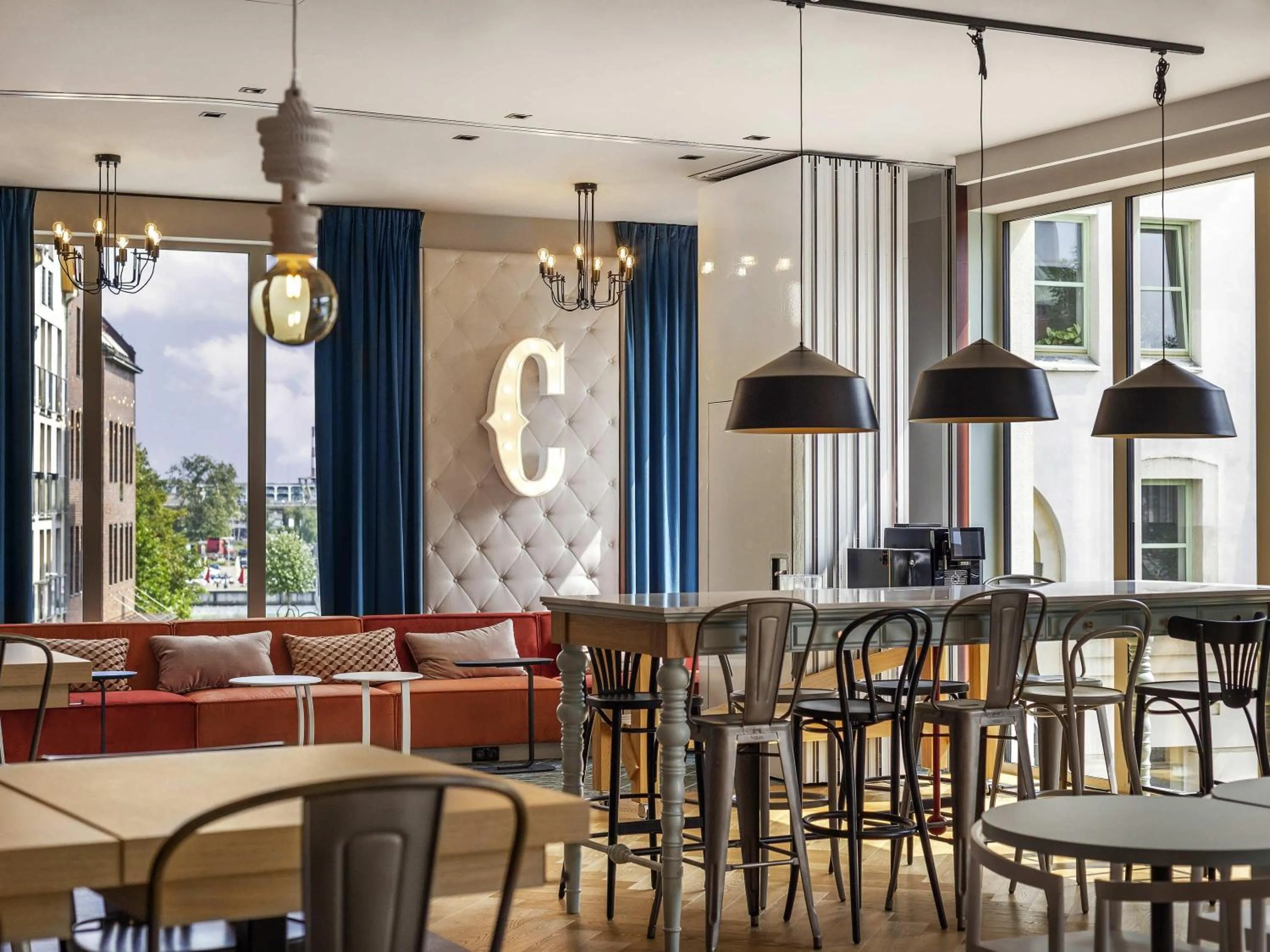 Restaurant/places to eat in ibis Styles Szczecin Stare Miasto