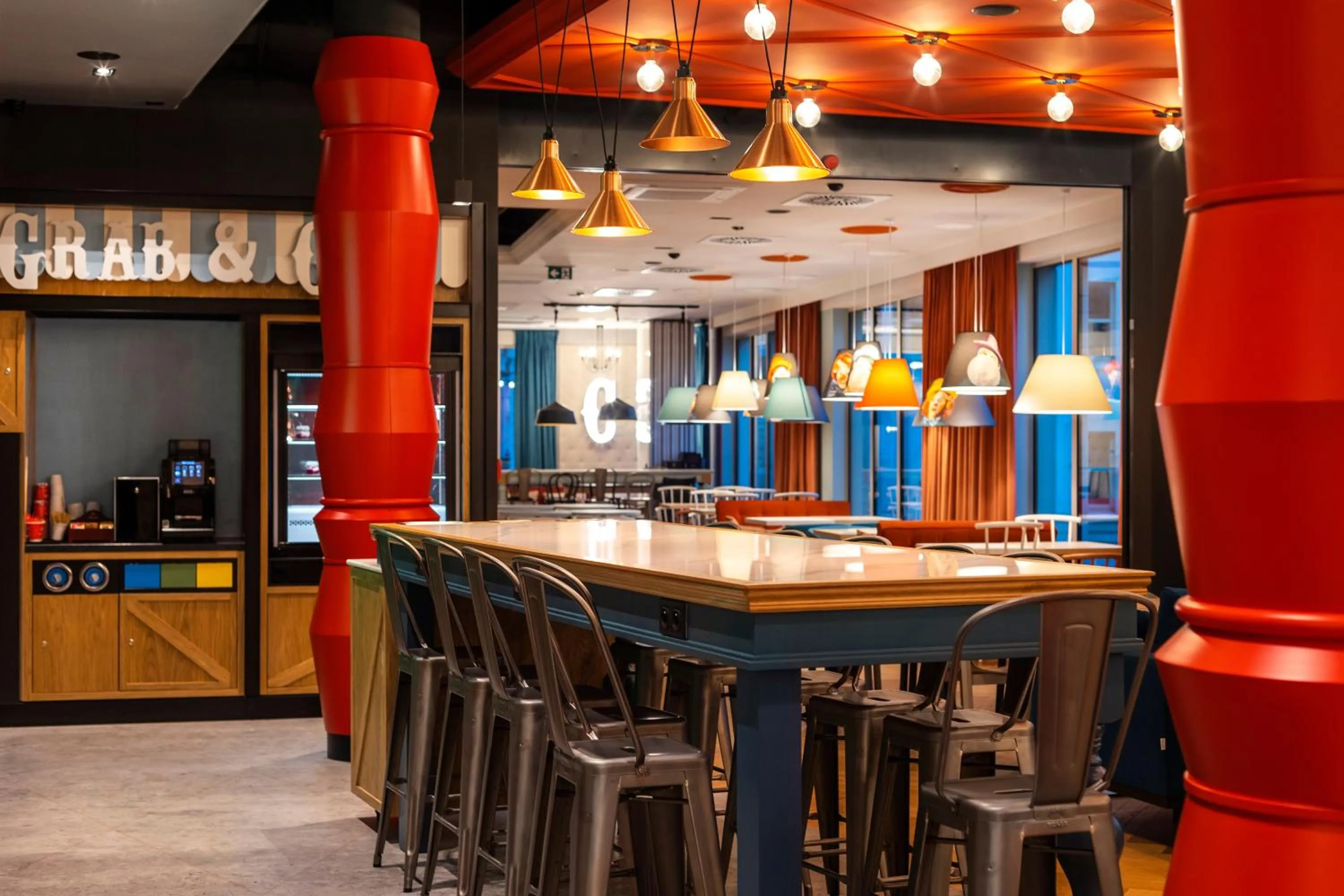 Lobby or reception in ibis Styles Szczecin Stare Miasto