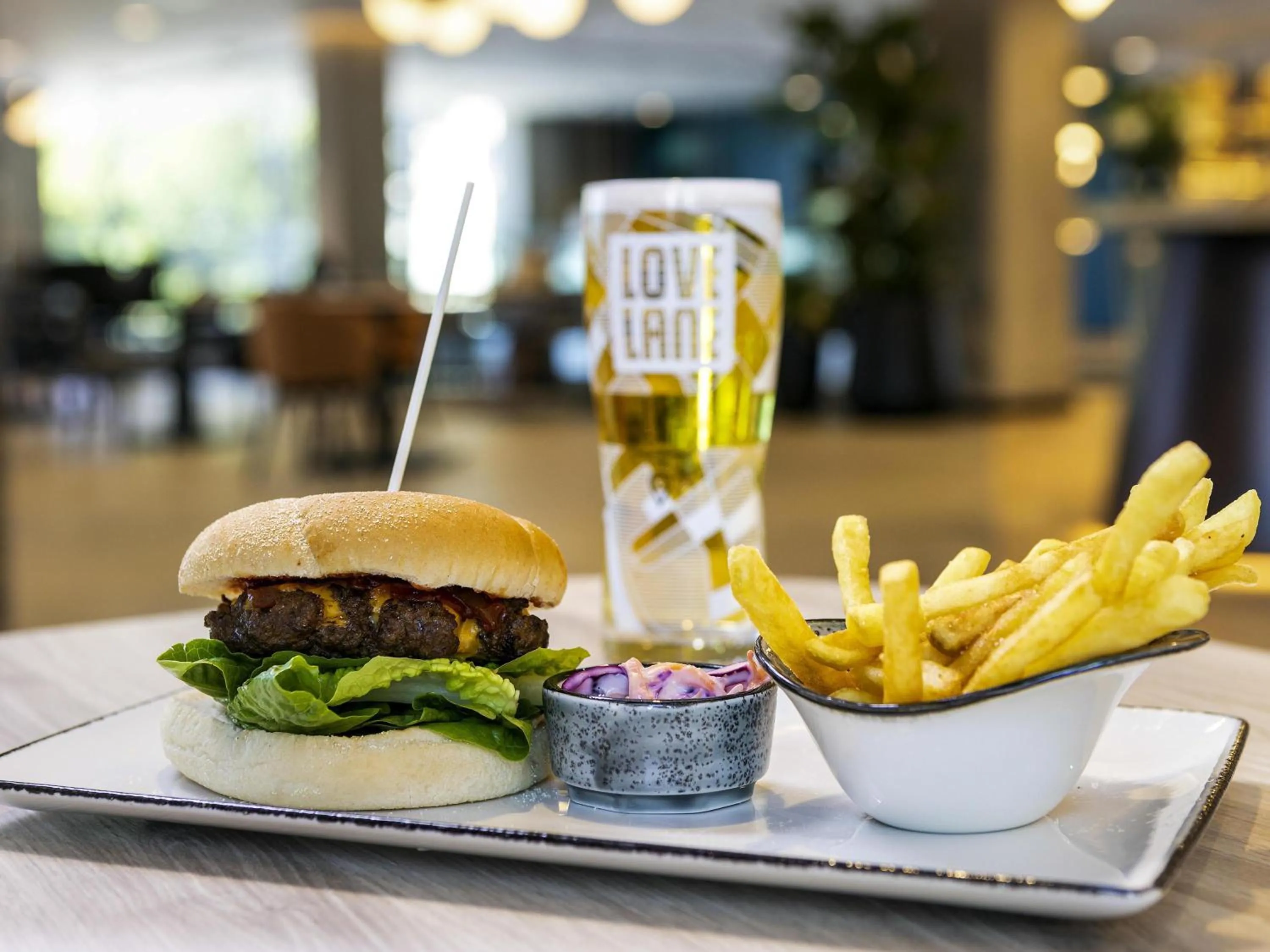 Lounge or bar in Novotel Liverpool Paddington Village