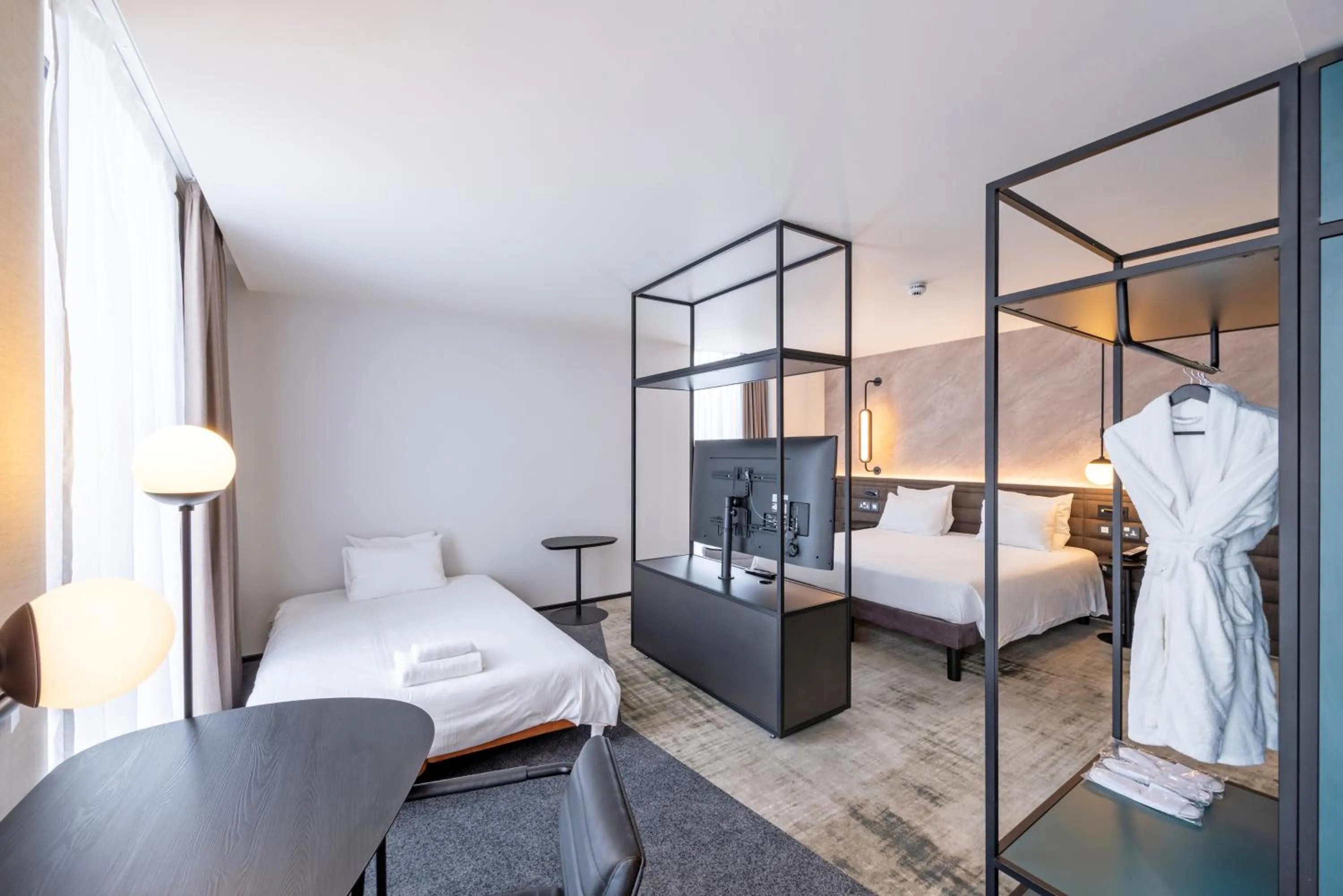 Bed in Novotel Liverpool Paddington Village