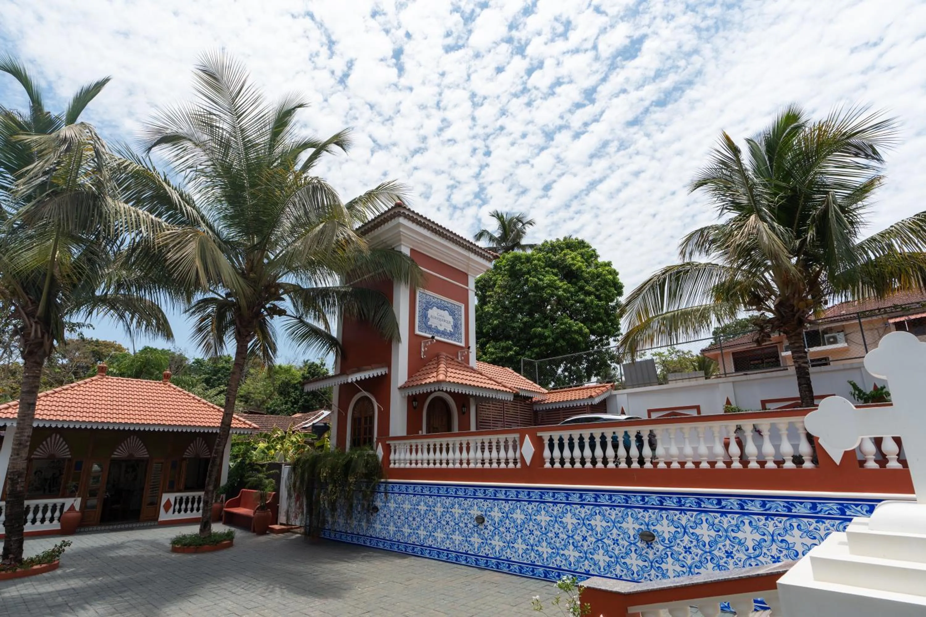 Property building in Casa Albuquerque