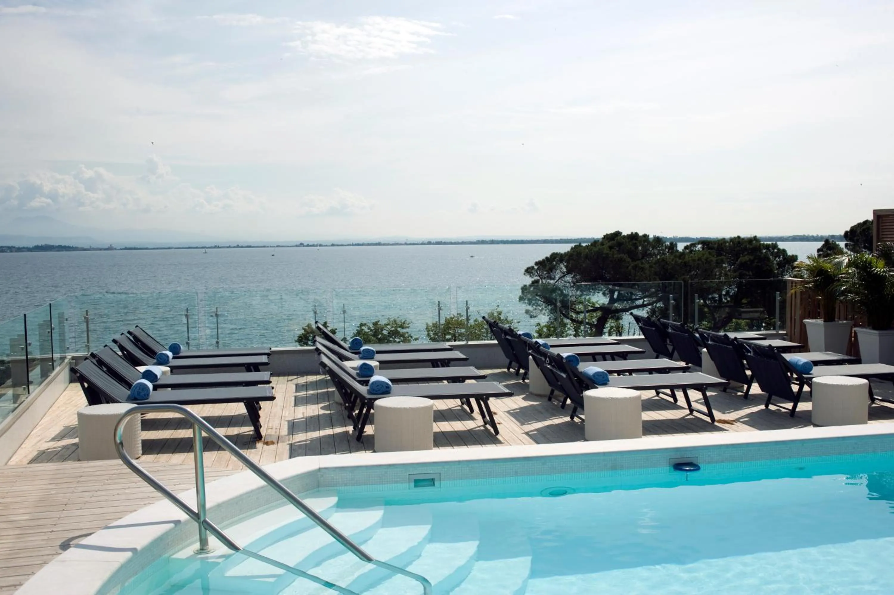 Swimming pool in Park Hotel