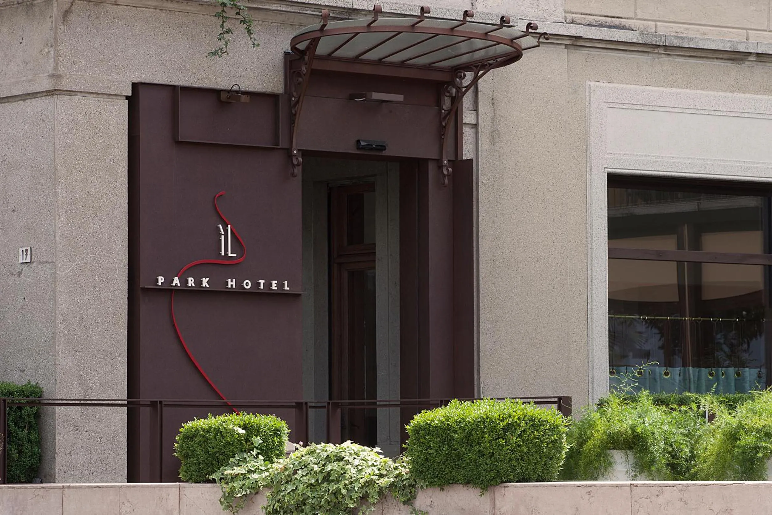 Facade/entrance in Park Hotel