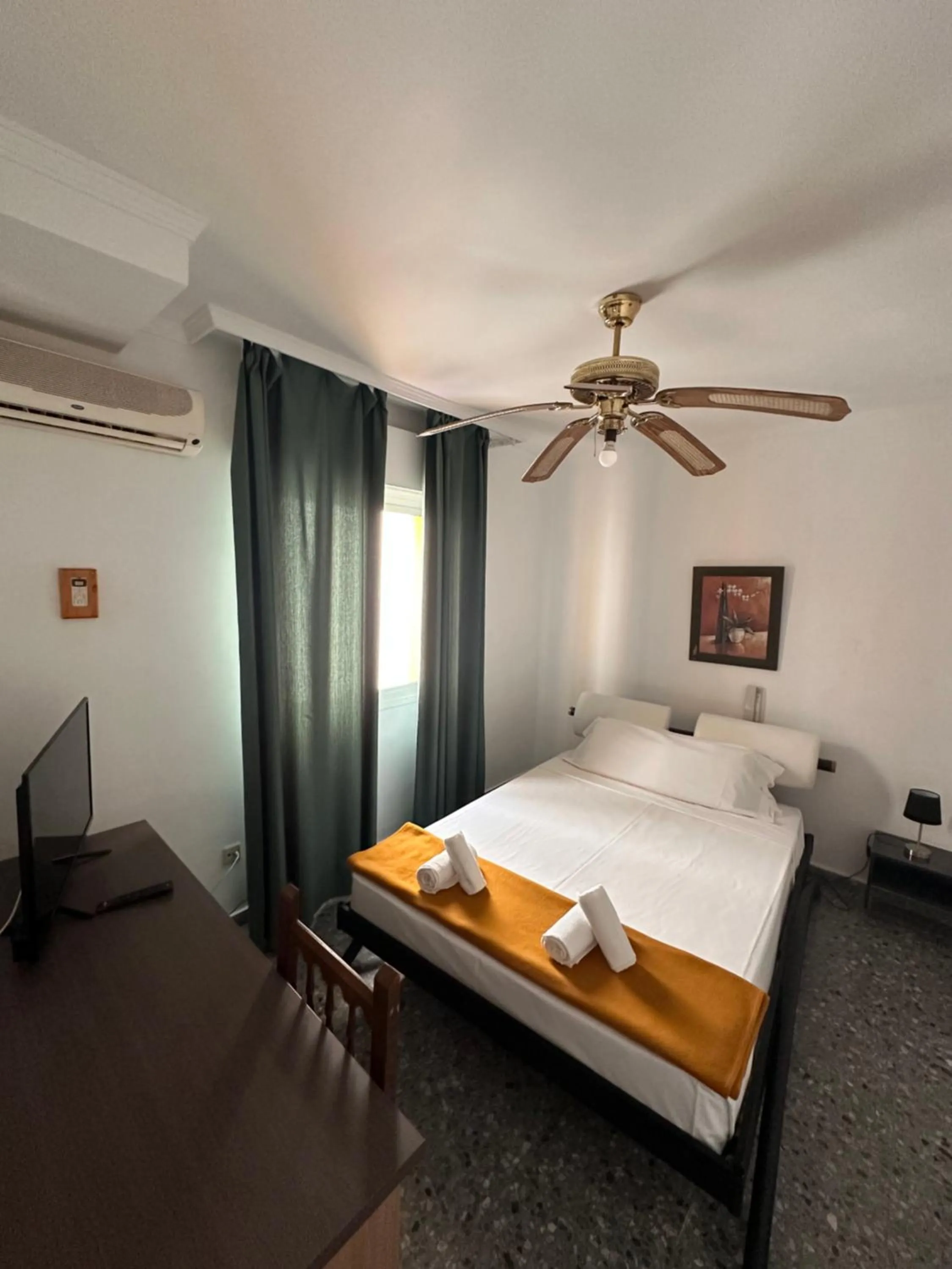 Bed in Hostal San Felipe