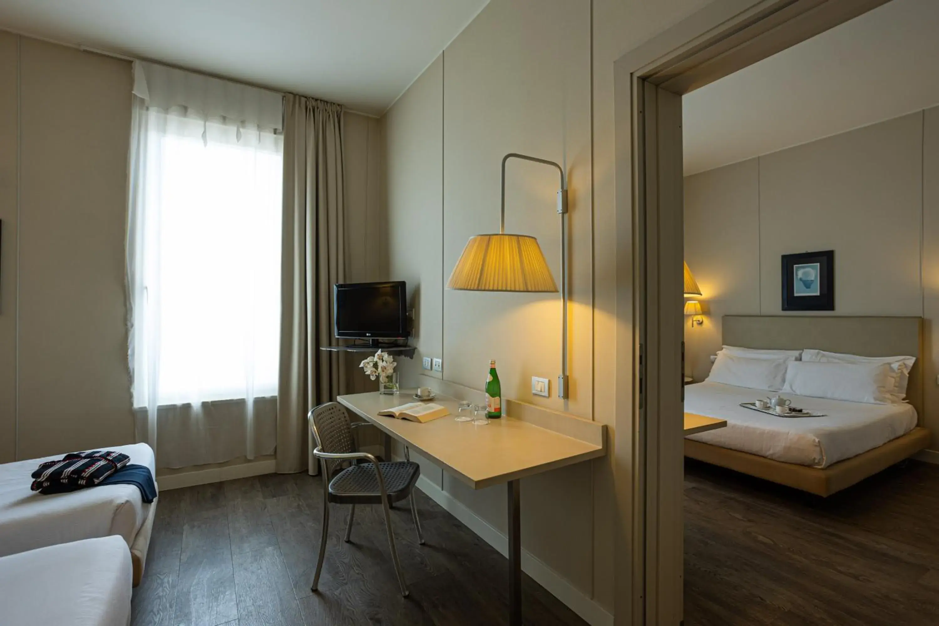 Photo of the whole room, Bed in Cosmo Hotel Palace Photo of the whole room, Bed in Cosmo Hotel Palace