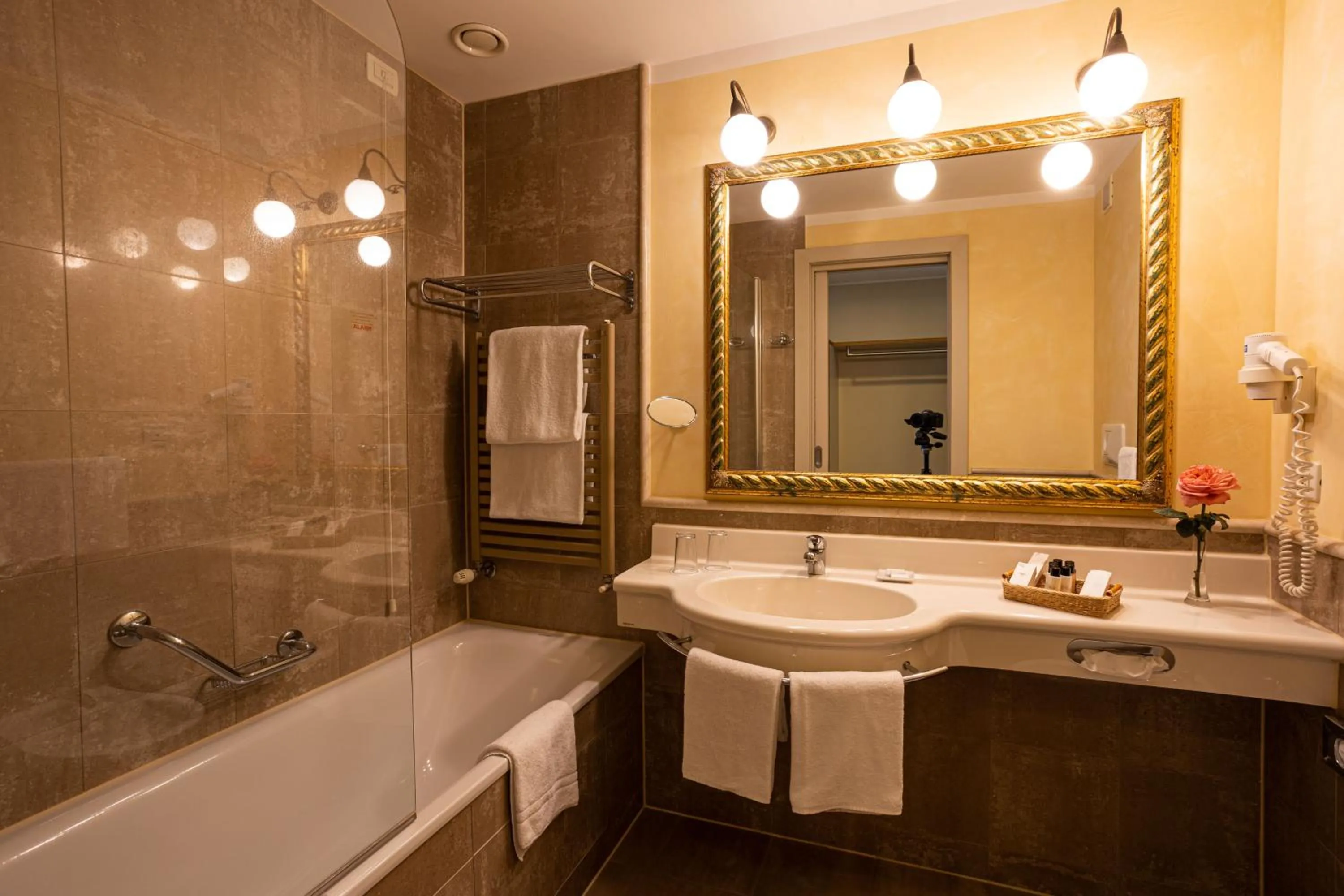 Bathroom in Cosmo Hotel Palace