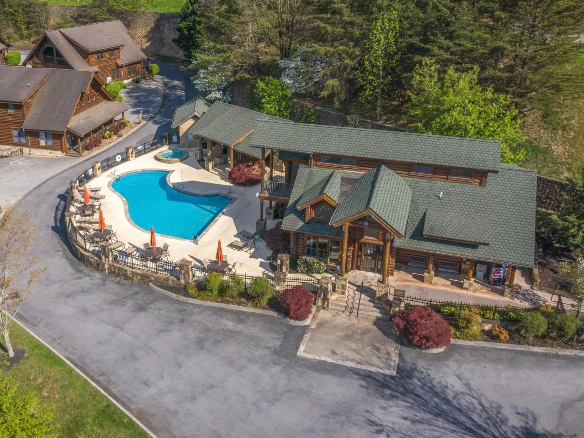 Swimming pool in Lazy Bears Den 2103