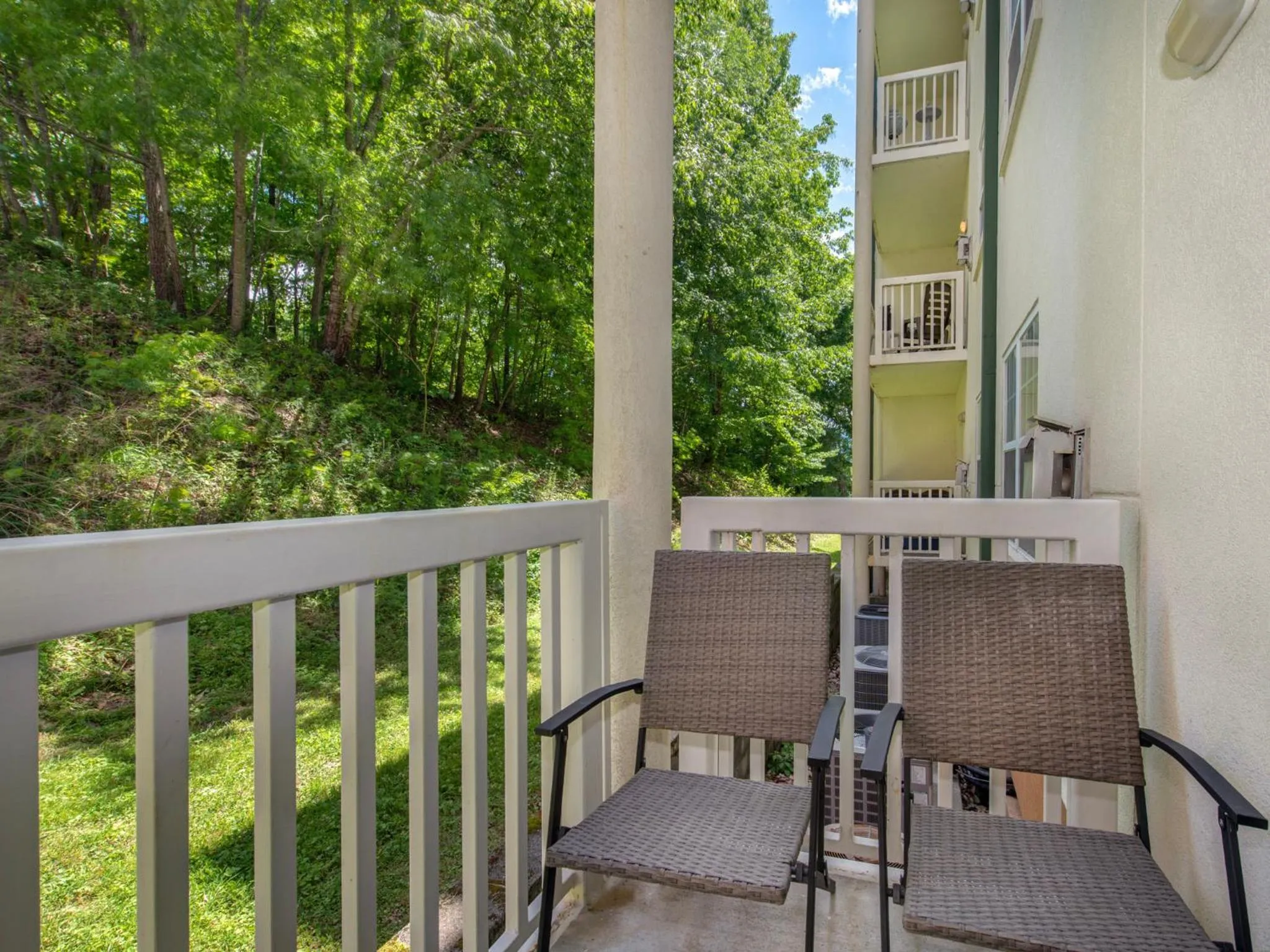 Property building in Lazy Bears Den 2103