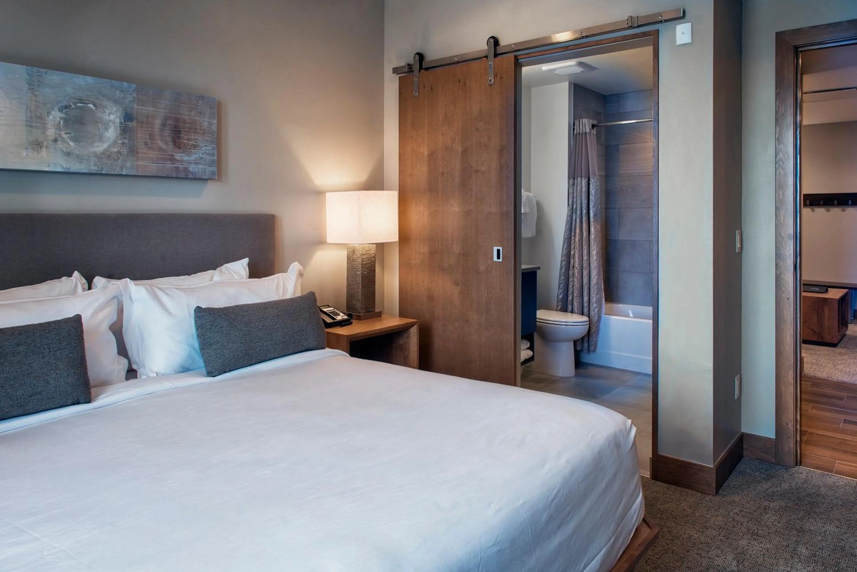 Bathroom, Bed in Grand Colorado on Peak 8