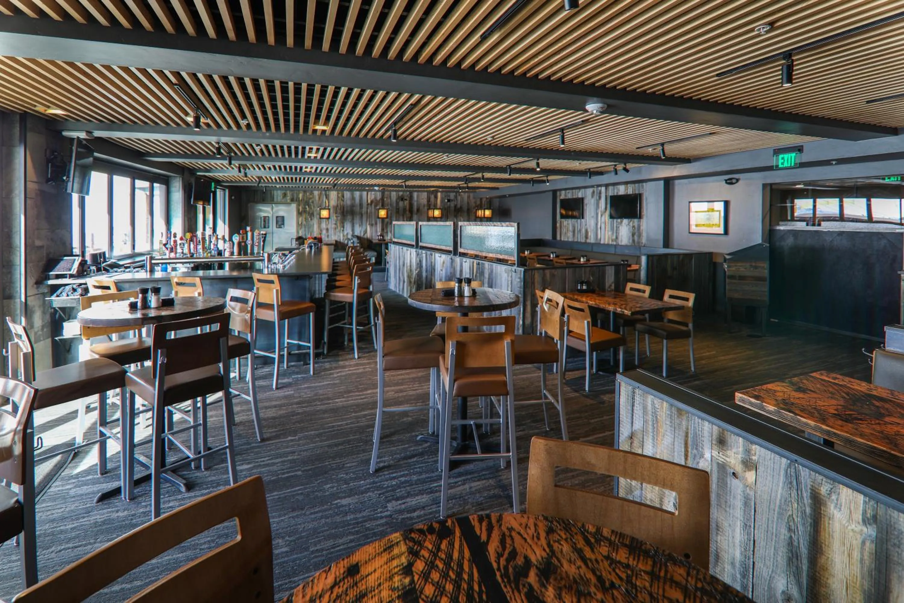 Restaurant/places to eat in Grand Colorado on Peak 8