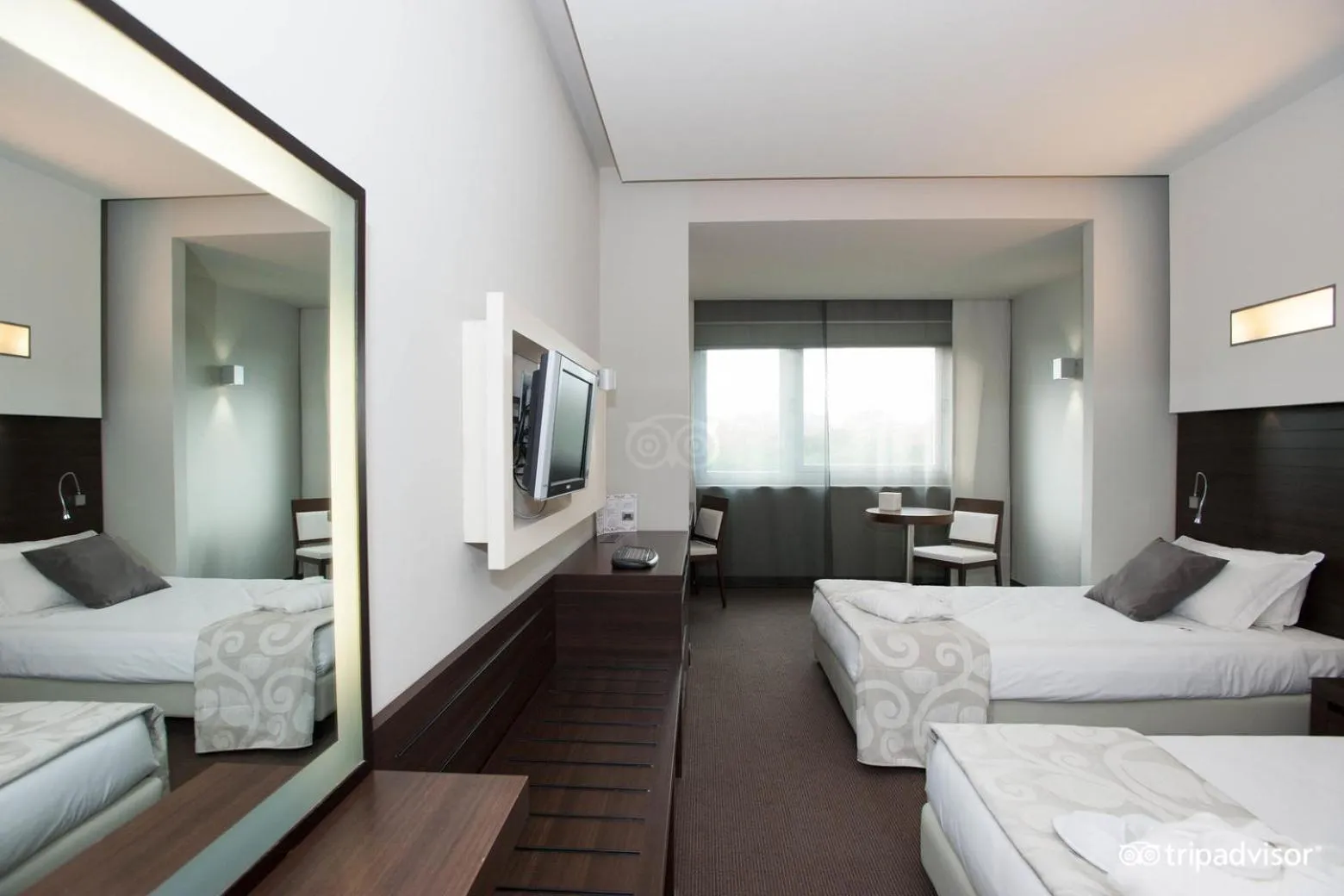 Day, Bed in Hotel Selene Pomezia