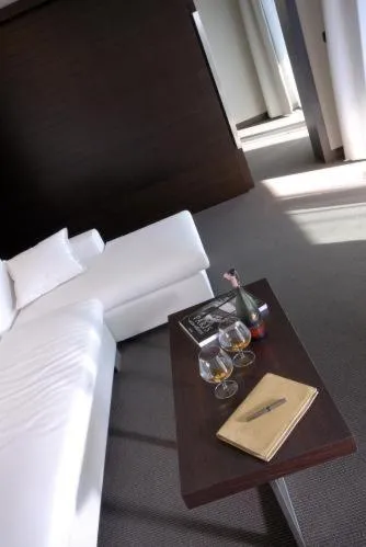 Living room, Bed in Hotel Selene Pomezia