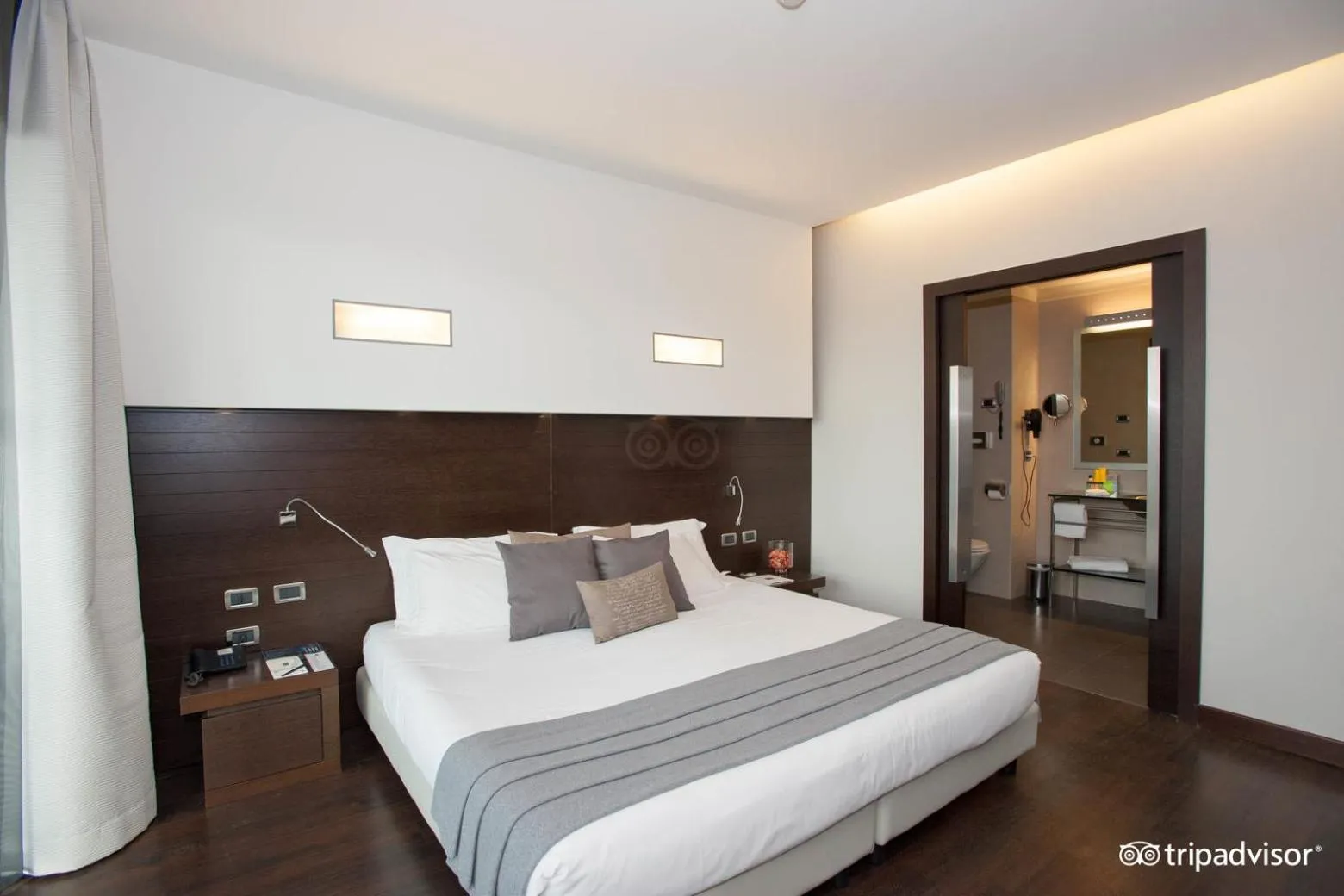 Photo of the whole room, Bed in Hotel Selene Pomezia