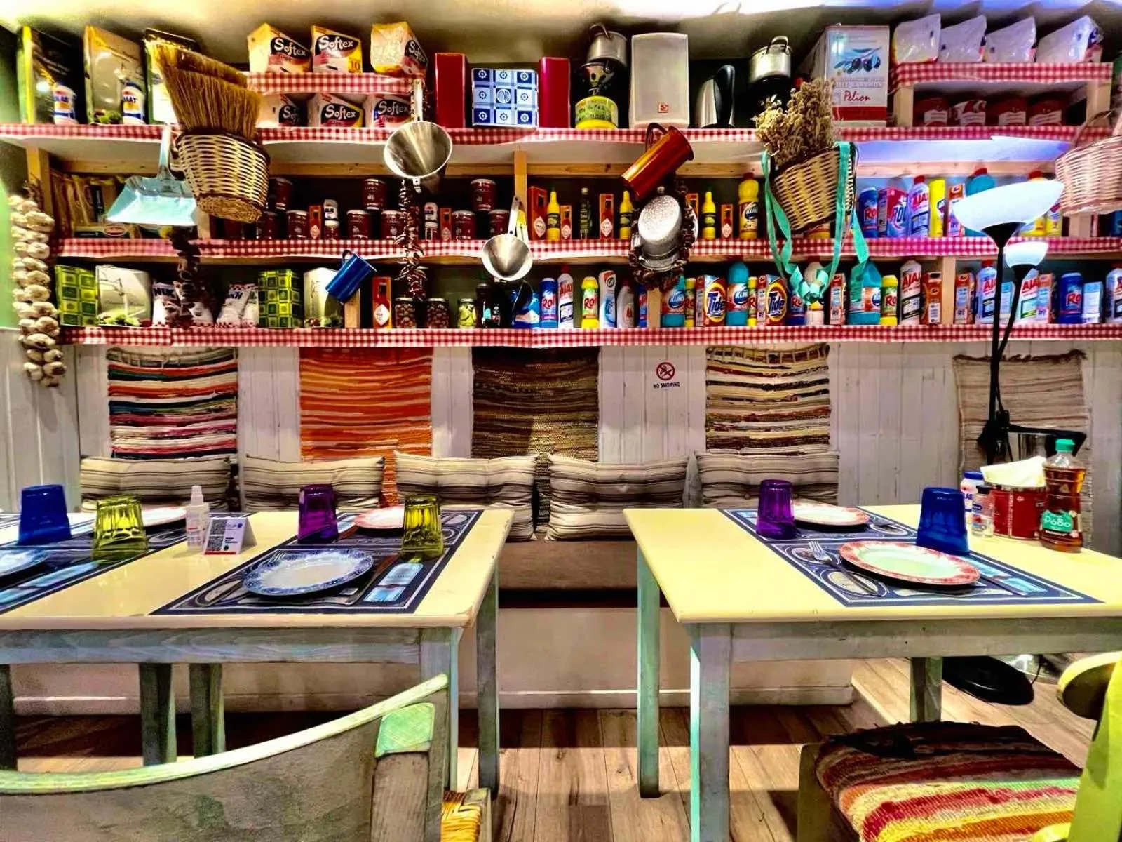 Restaurant/places to eat in Athens City View Urban Suites