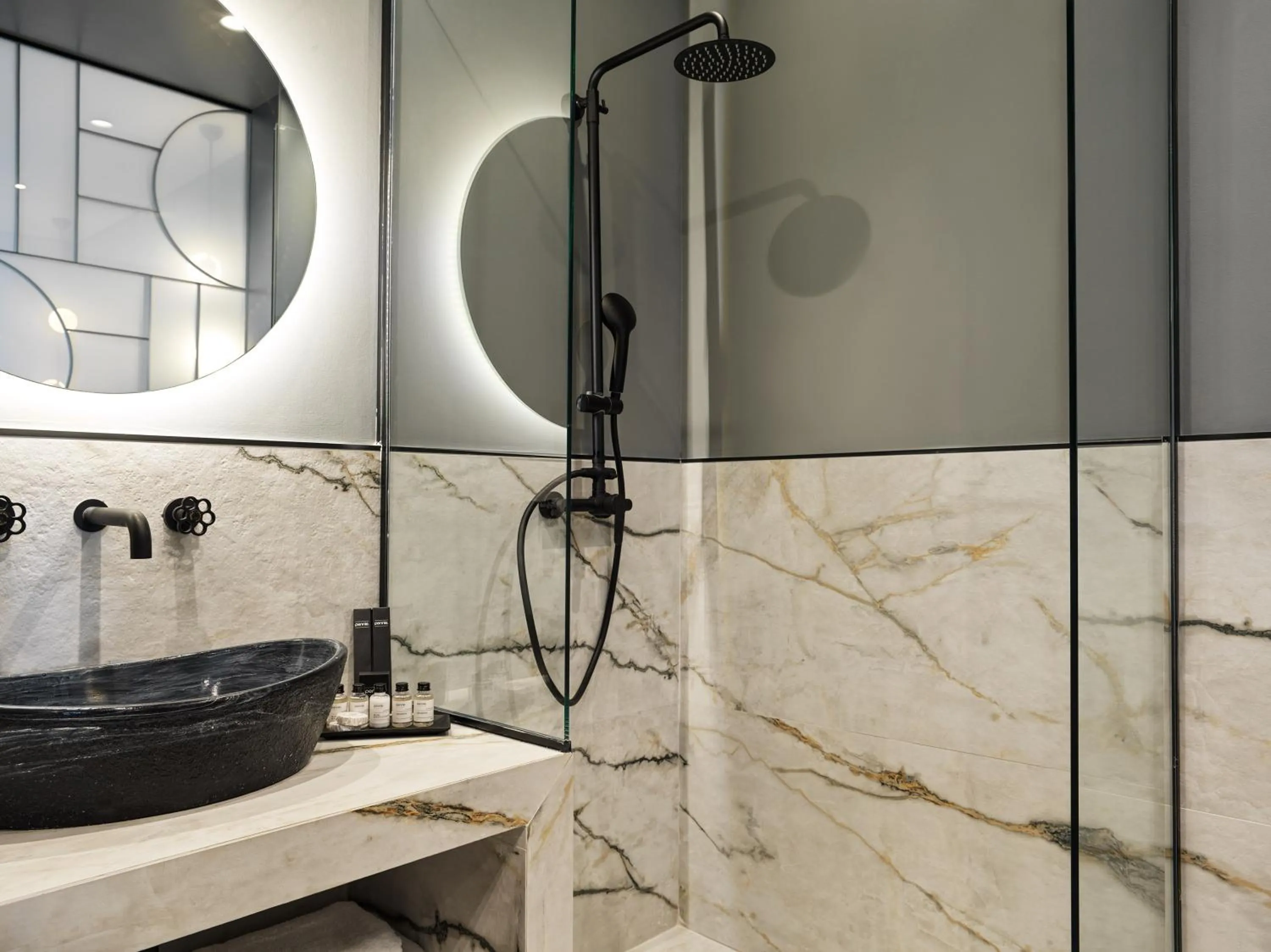 Bathroom in Athens City View Urban Suites