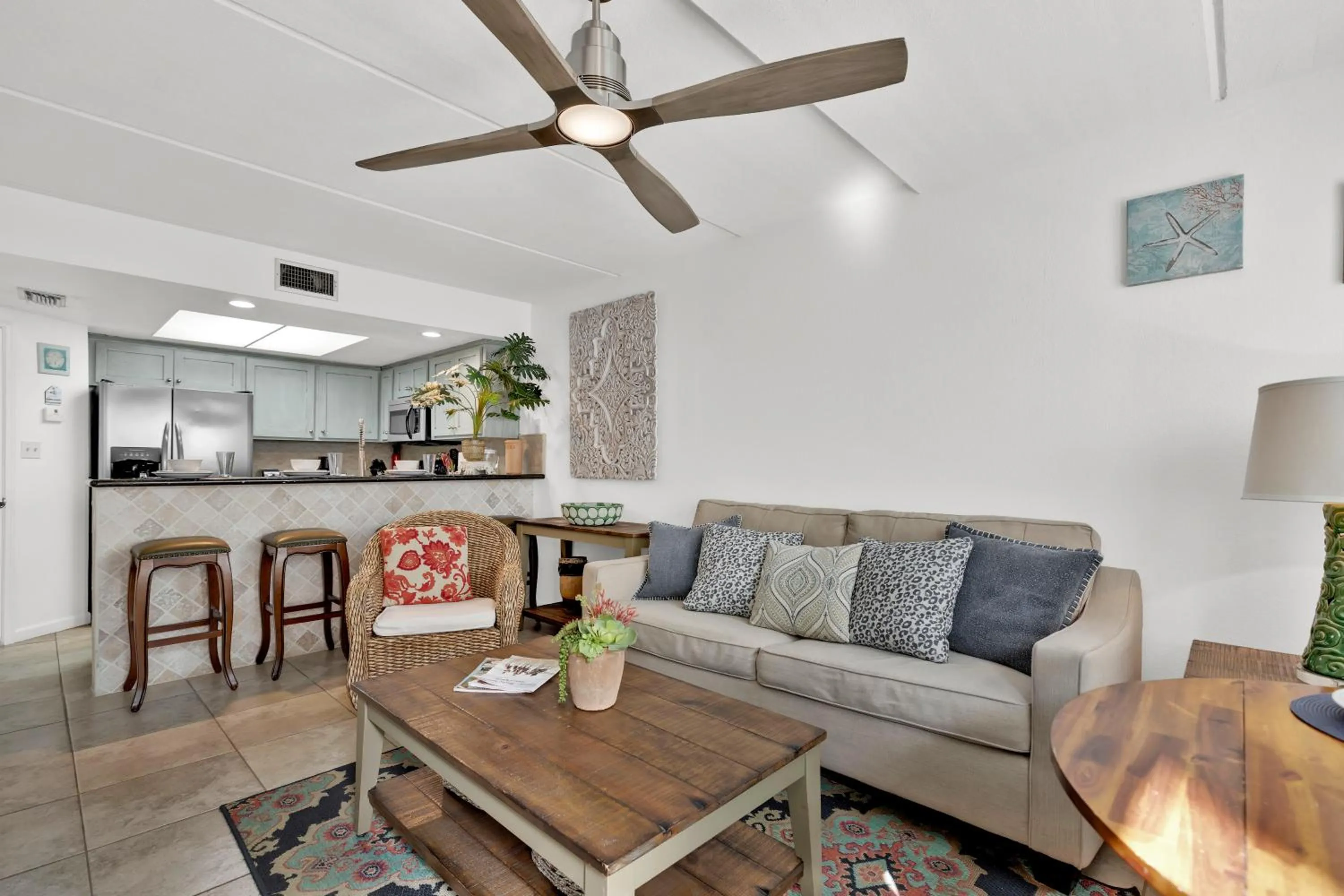 Beachside Bungalow: Surfside I #104