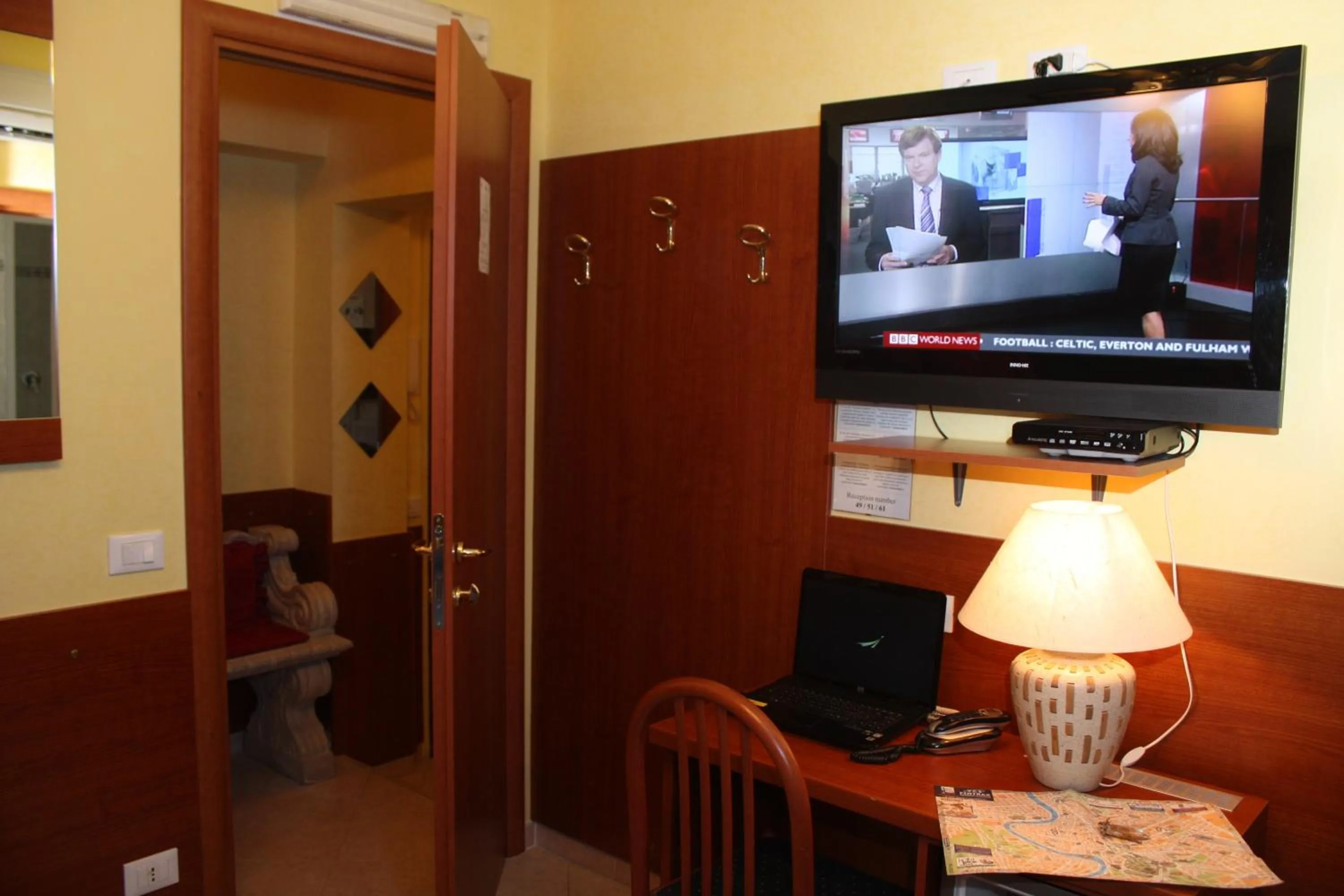 TV and multimedia in Viennese Due