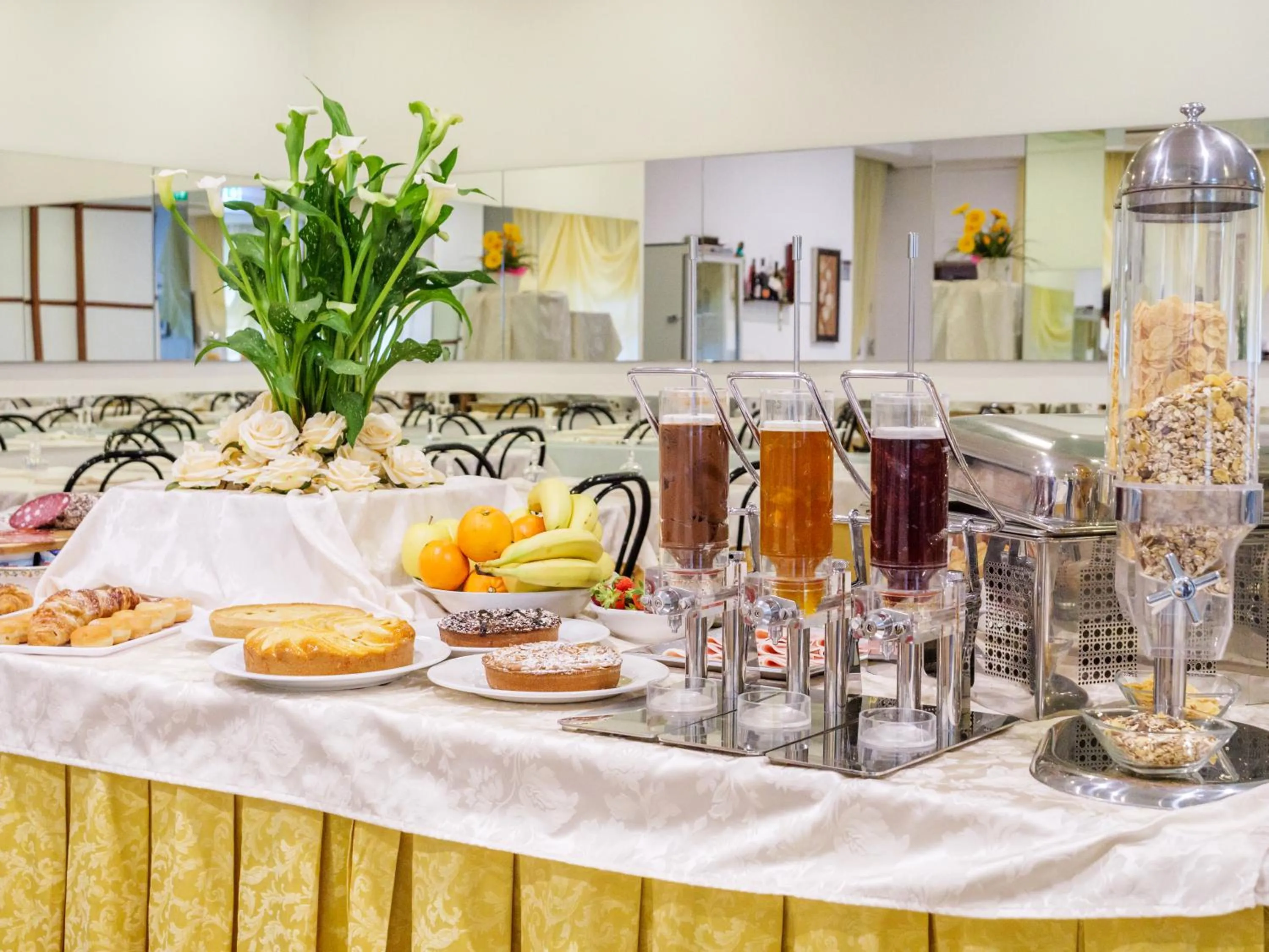 Breakfast in Hotel Ada