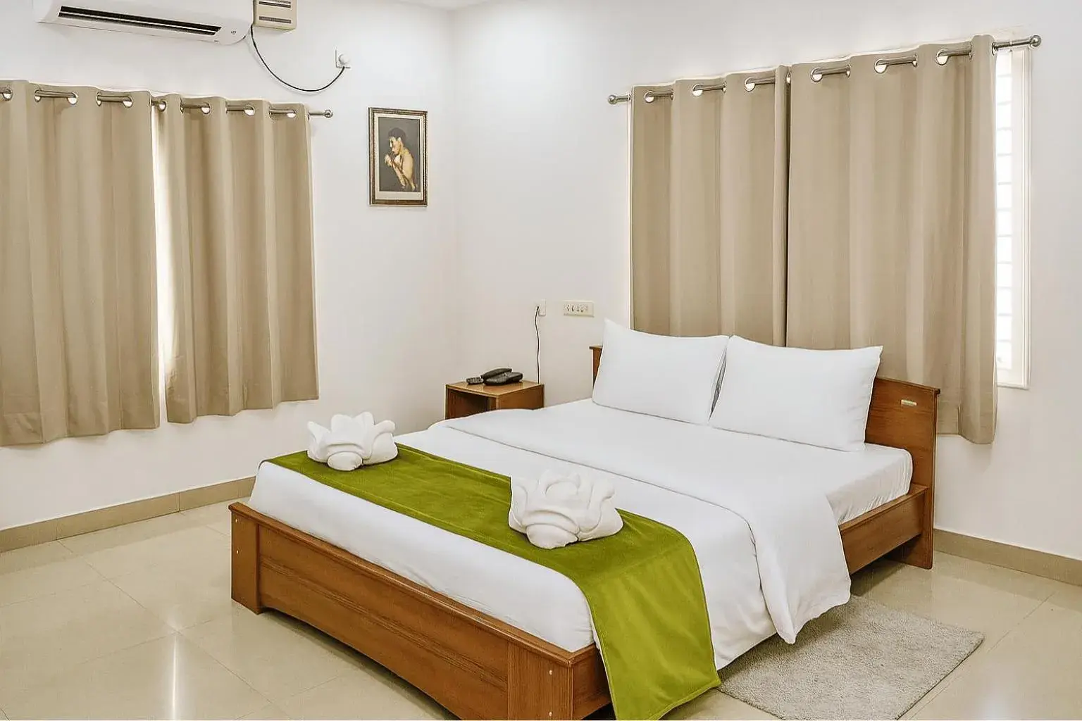 Deluxe Double Room in White Fern Stays Serviced Apartments - Gachibowli Deluxe Double Room in White Fern Stays Serviced Apartments - Gachibowli