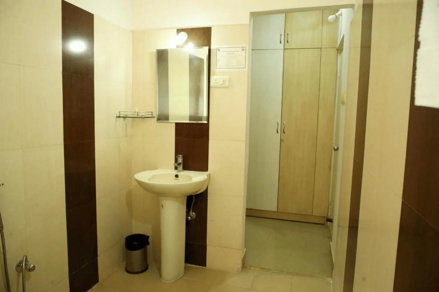 Bathroom in White Fern Stays Serviced Apartments - Gachibowli